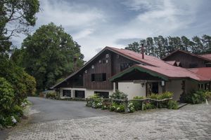 Alojamiento - Hotel El Tirol