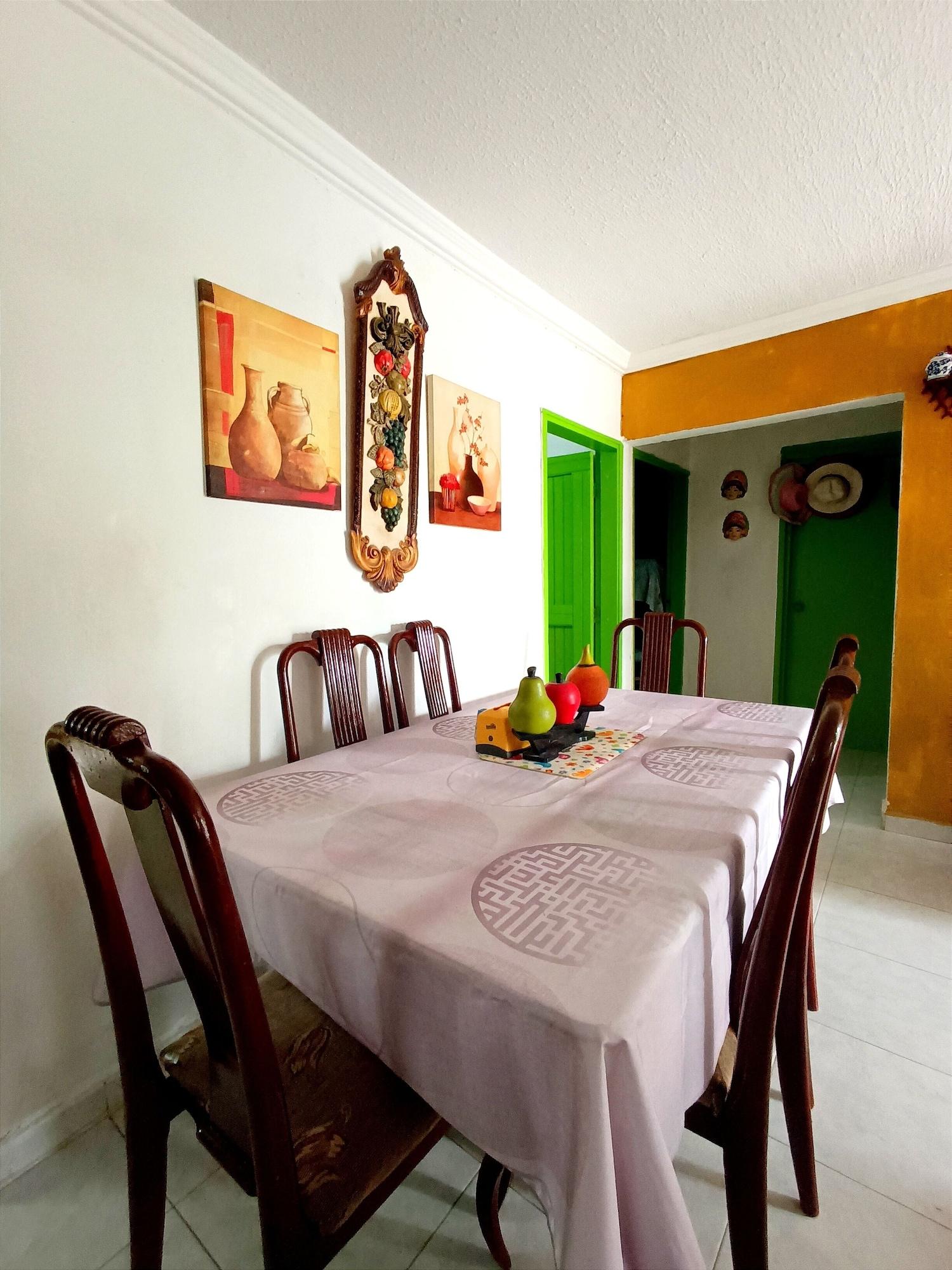 Restaurant Room in House - Posada Nativa Green Sea San Luis