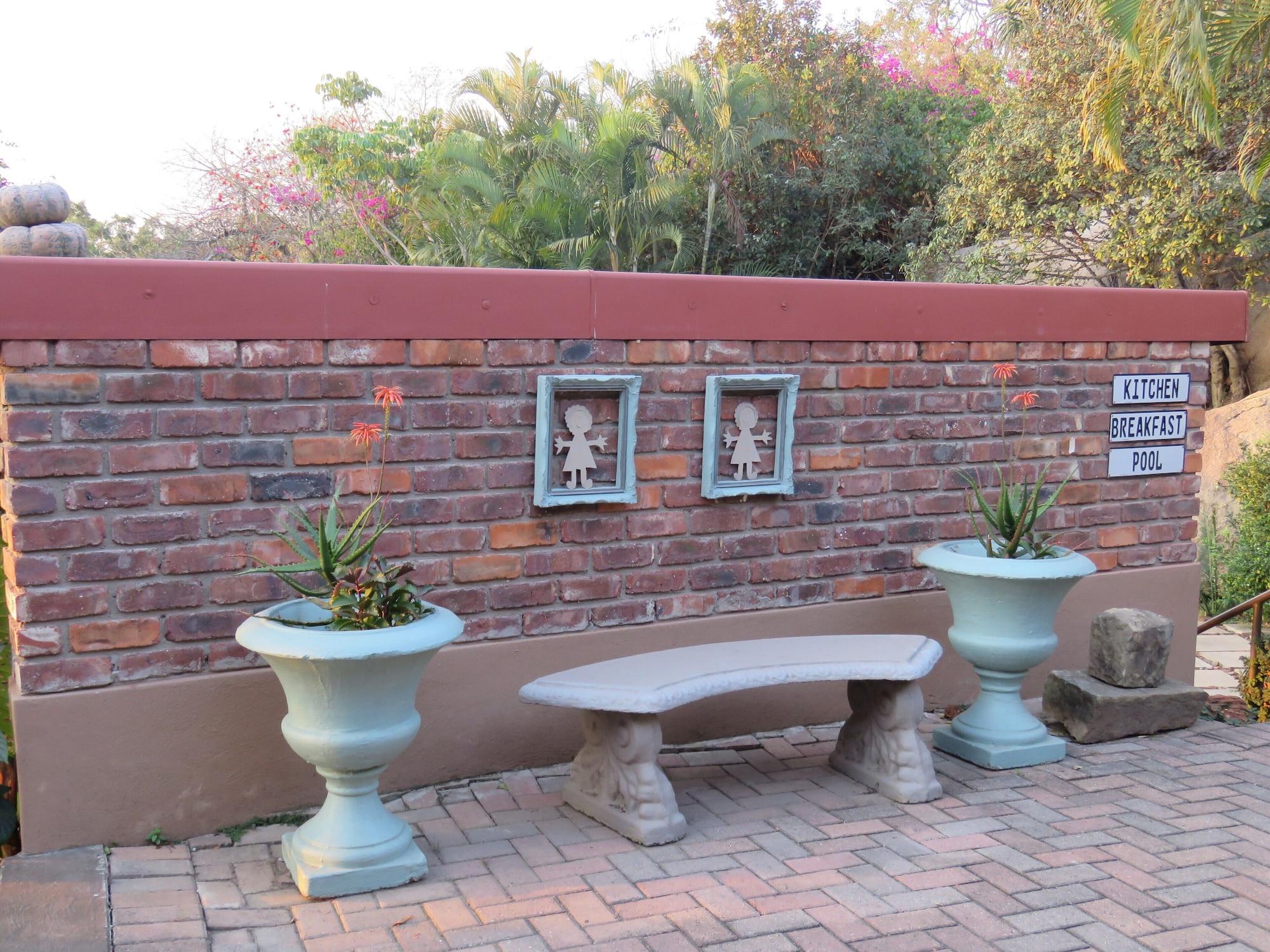 Vista Exterior Lost Trail Bed and Breakfast