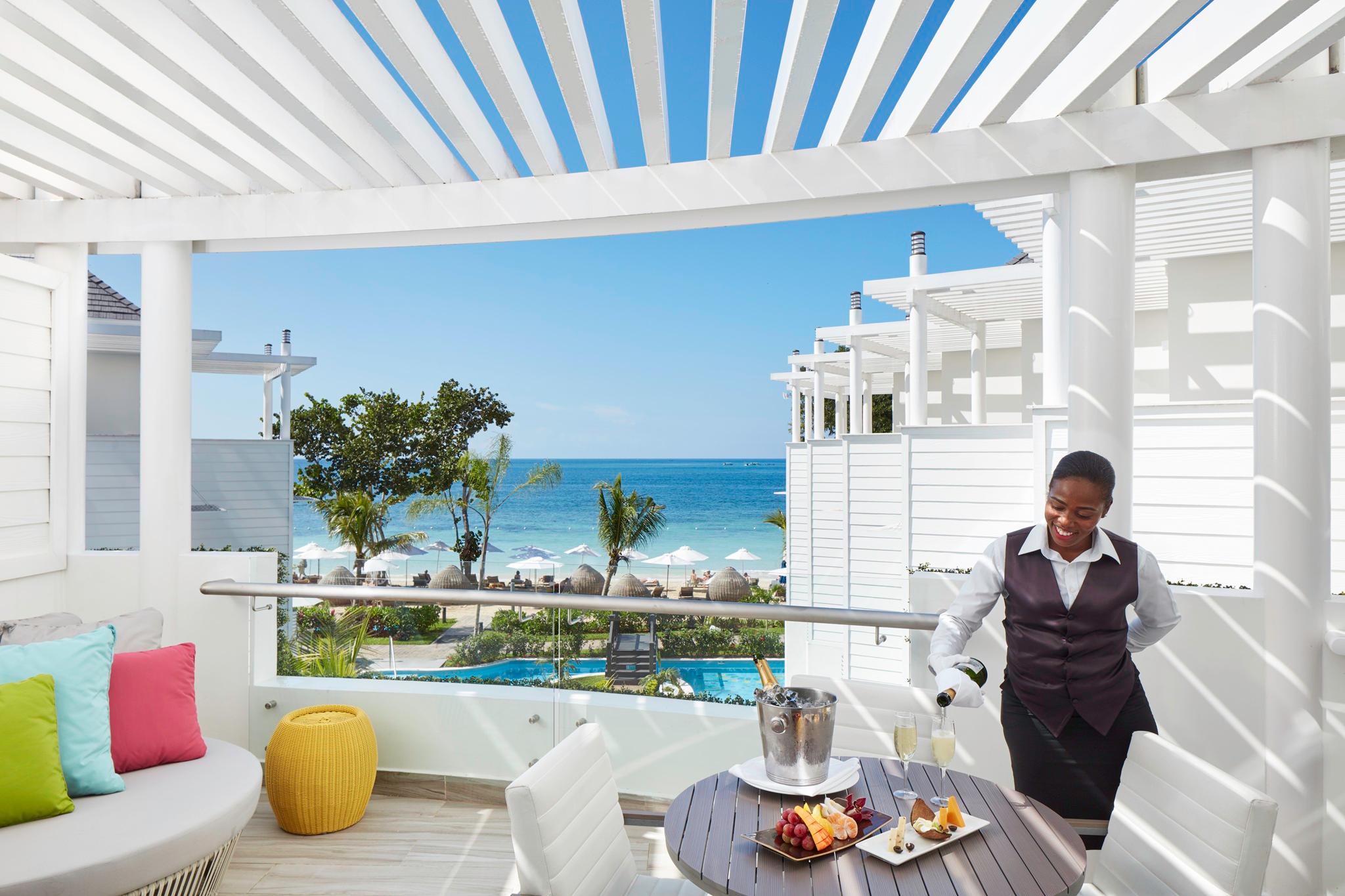 Vista Exterior Azul Beach Resort Negril, Gourmet All Inclusive by Karisma