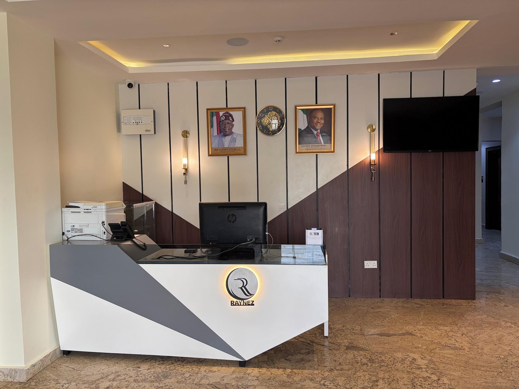 Vista Lobby Raynez Resort