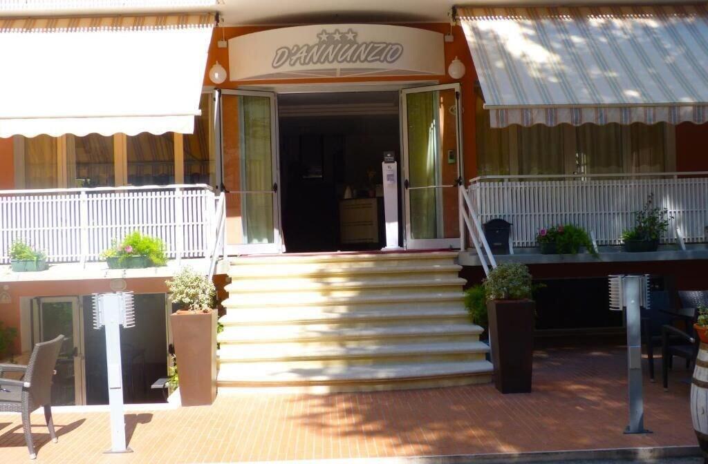Vista Exterior Hotel D'annunzio