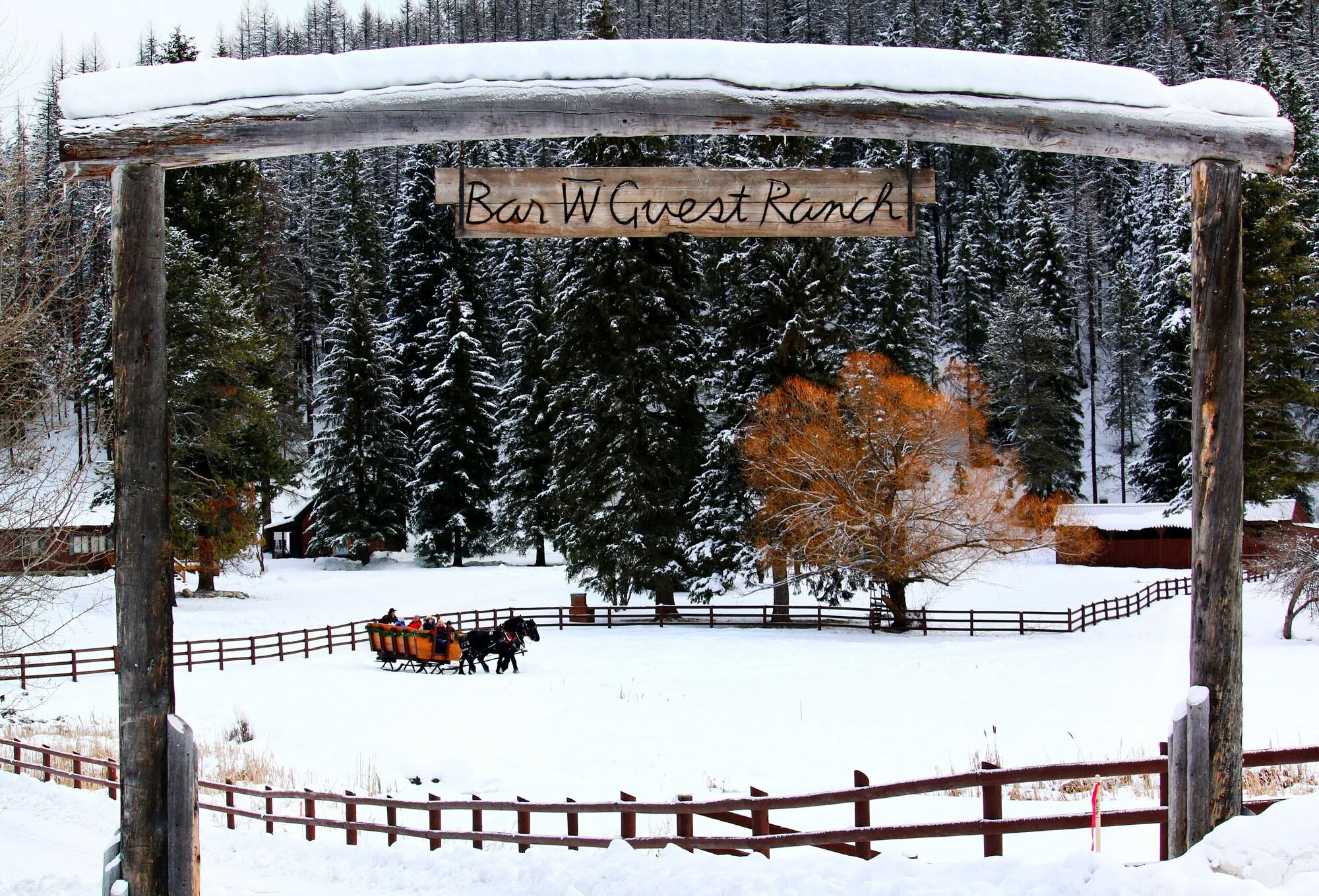 Varios Bar W Guest Ranch