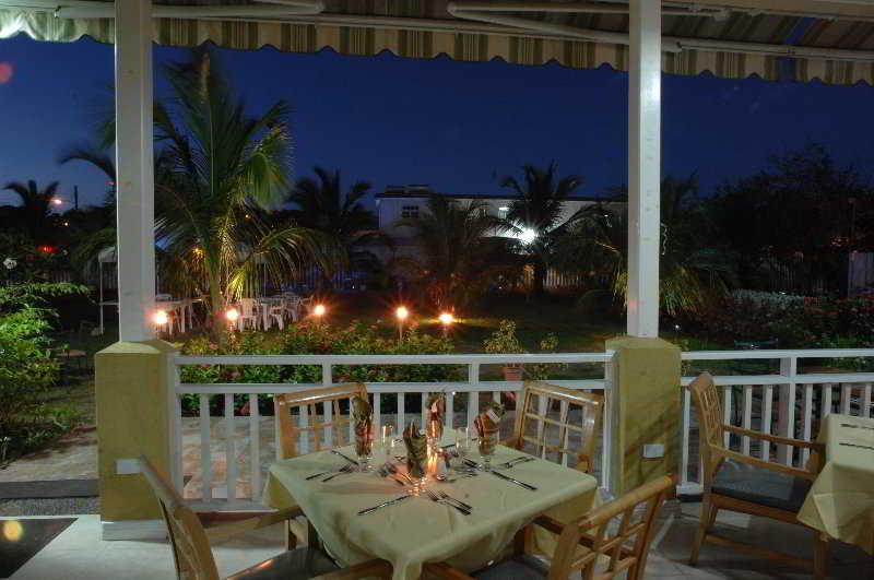Golden Sands Hotel by null