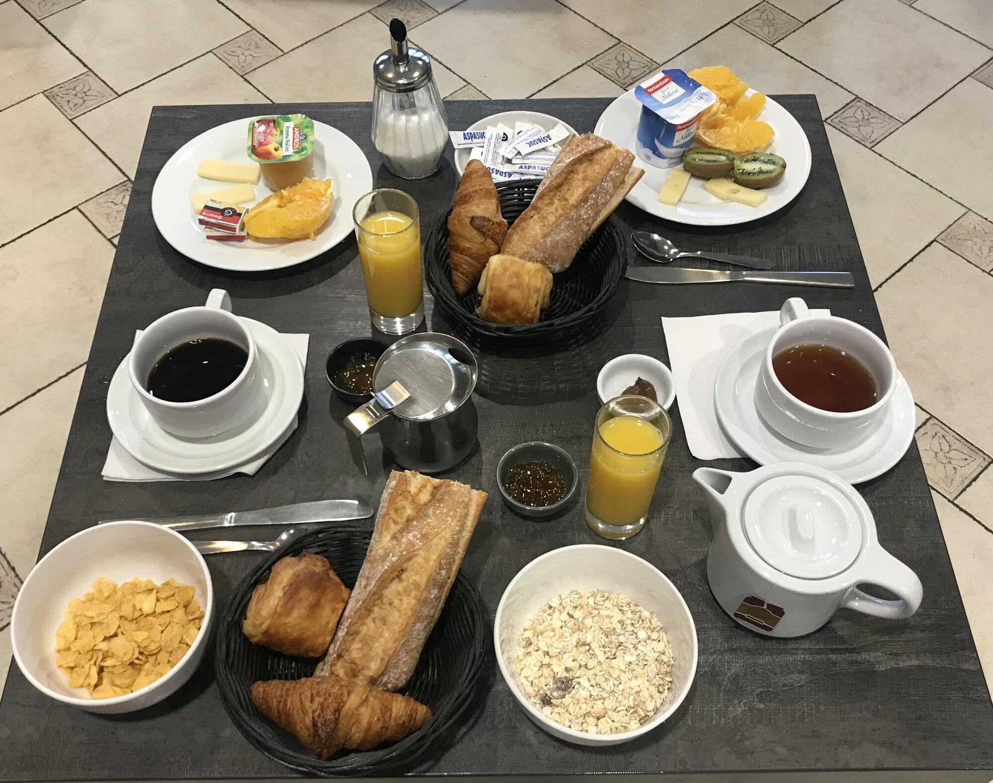 Restaurant Le Strasbourg Hotel