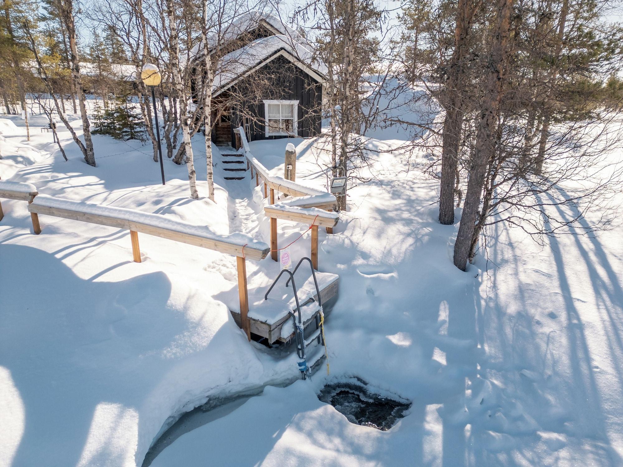 Spa Wilderness Hotel Muotka & Igloos