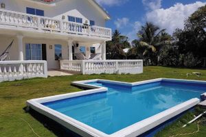 Alojamiento - Emerald Luxe Suites