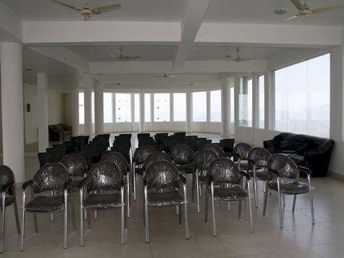 Sala de Reuniones United-21 Nature Paradise