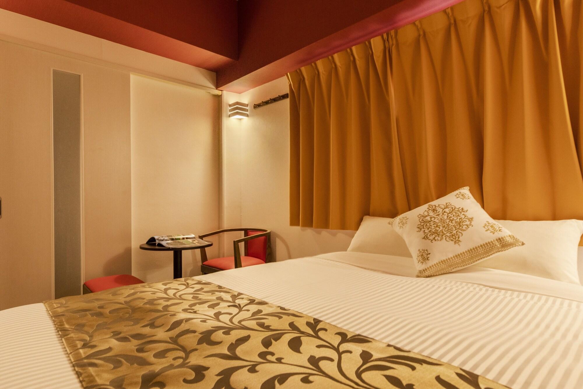 Habitación Mr.KINJO in Color'z Ciizi