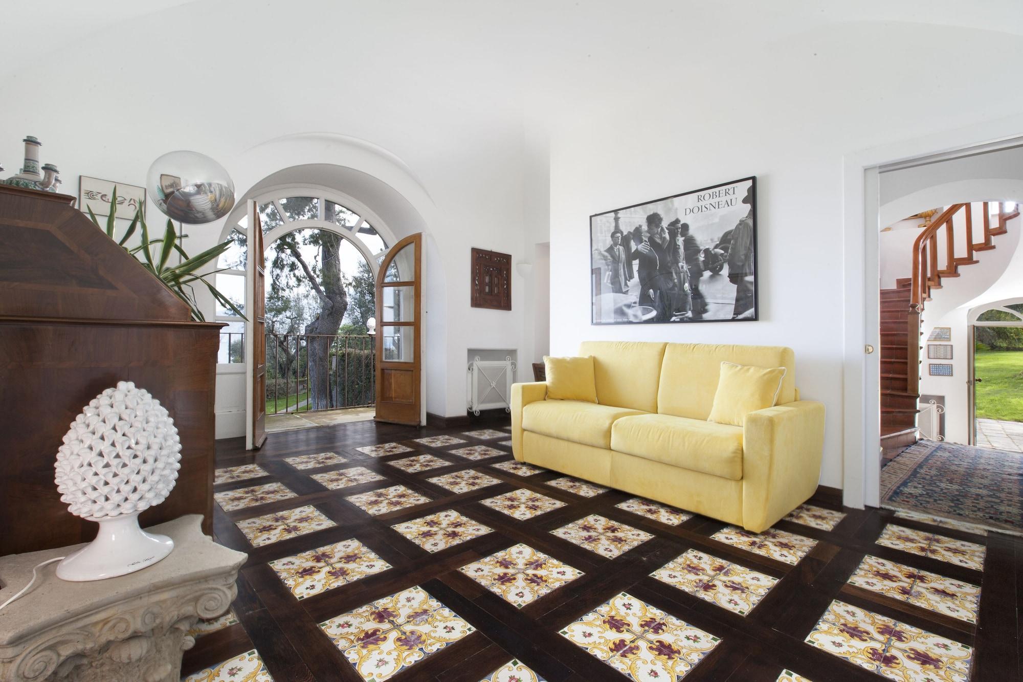 Vista Lobby Capo Santa Fortunata