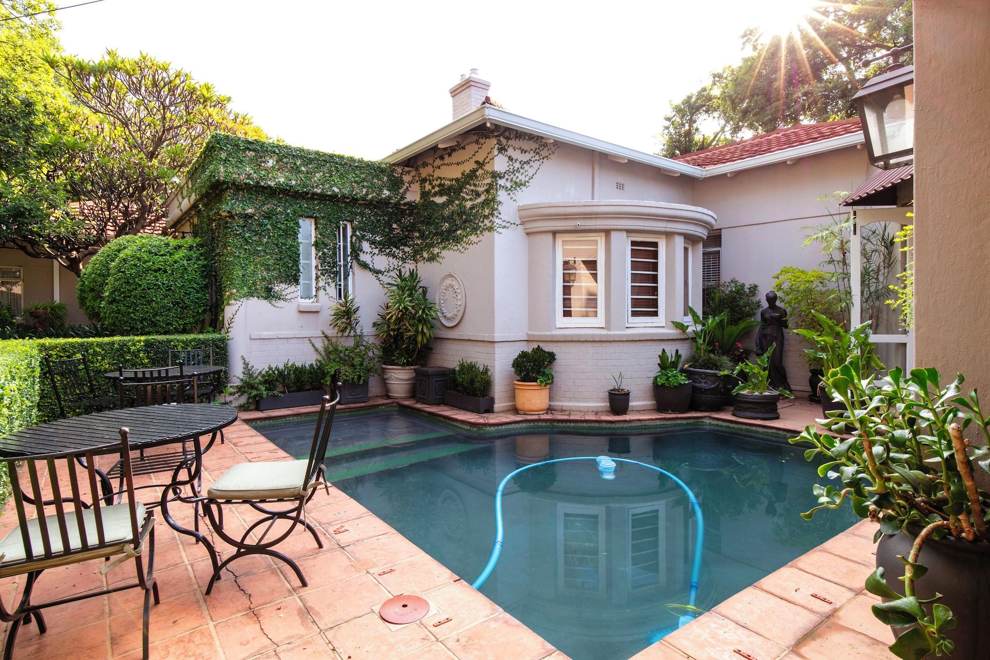 Vista Piscina Murray Street 137 Guest House