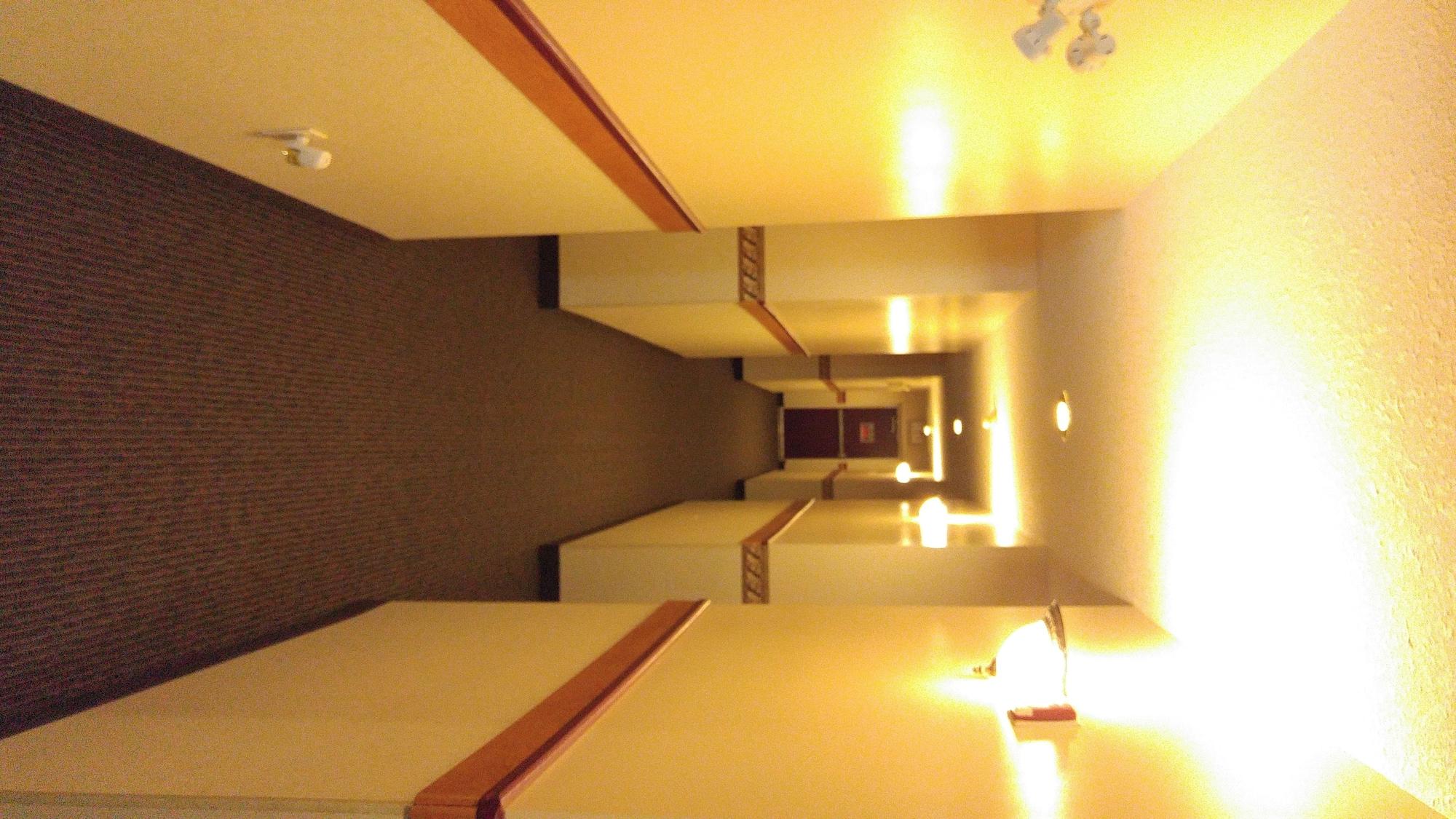 Varios Crossfield Country Inn