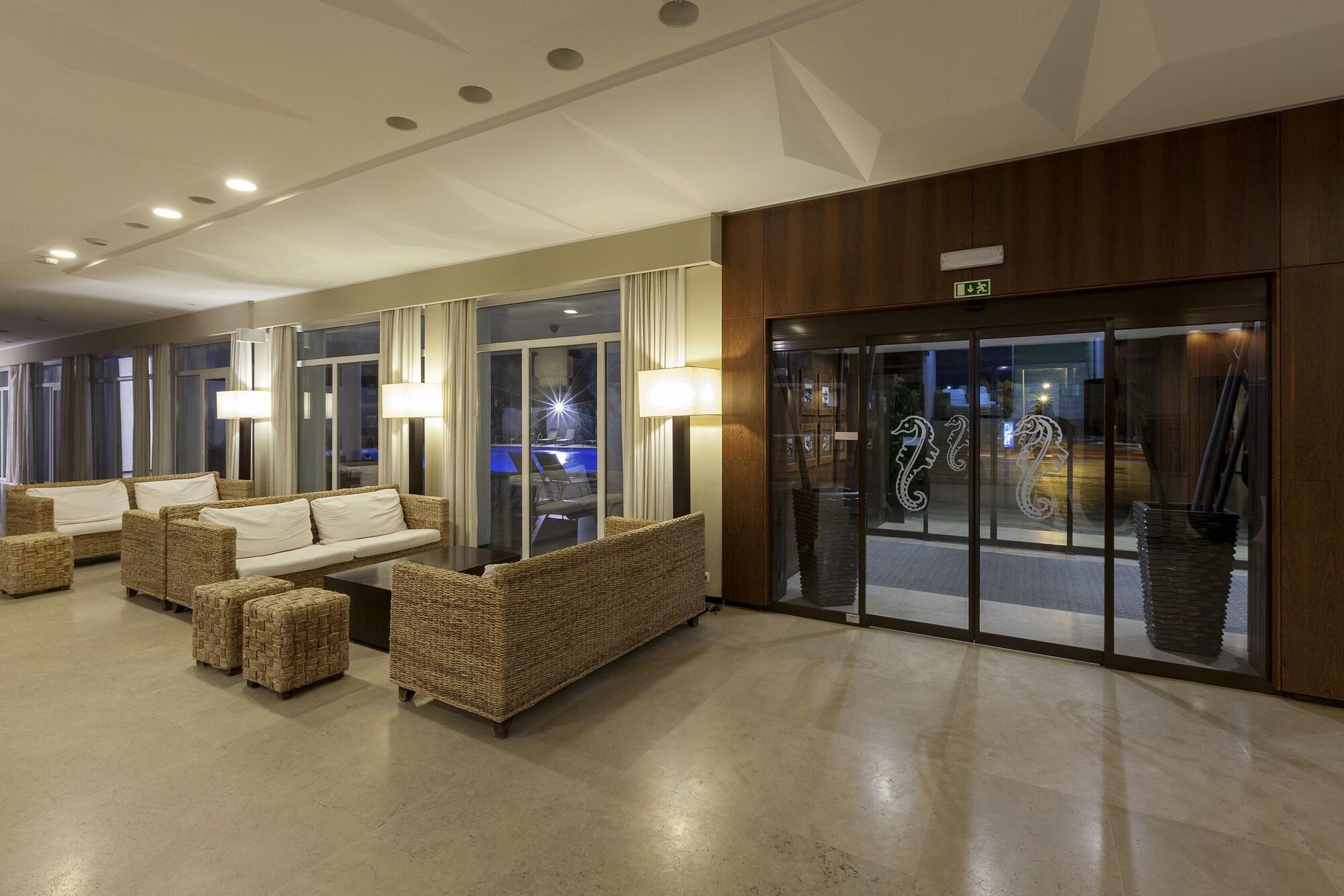 Vista Lobby Carcavelos Beach Hotel