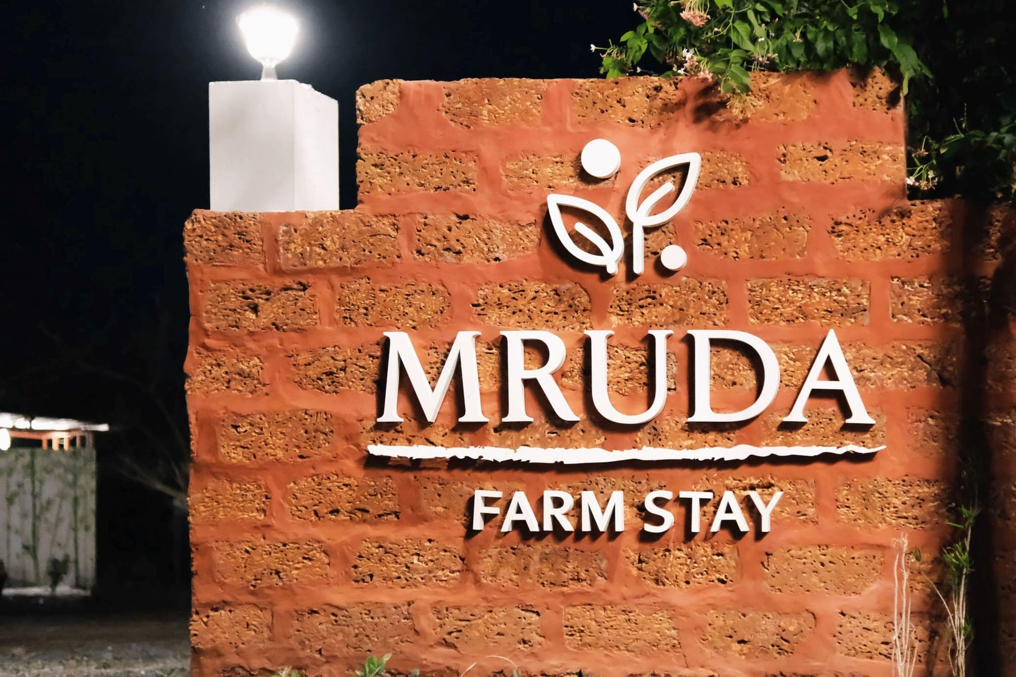 Vista Exterior MRUDA FARMSTAY