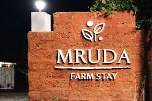Alojamiento - MRUDA FARMSTAY