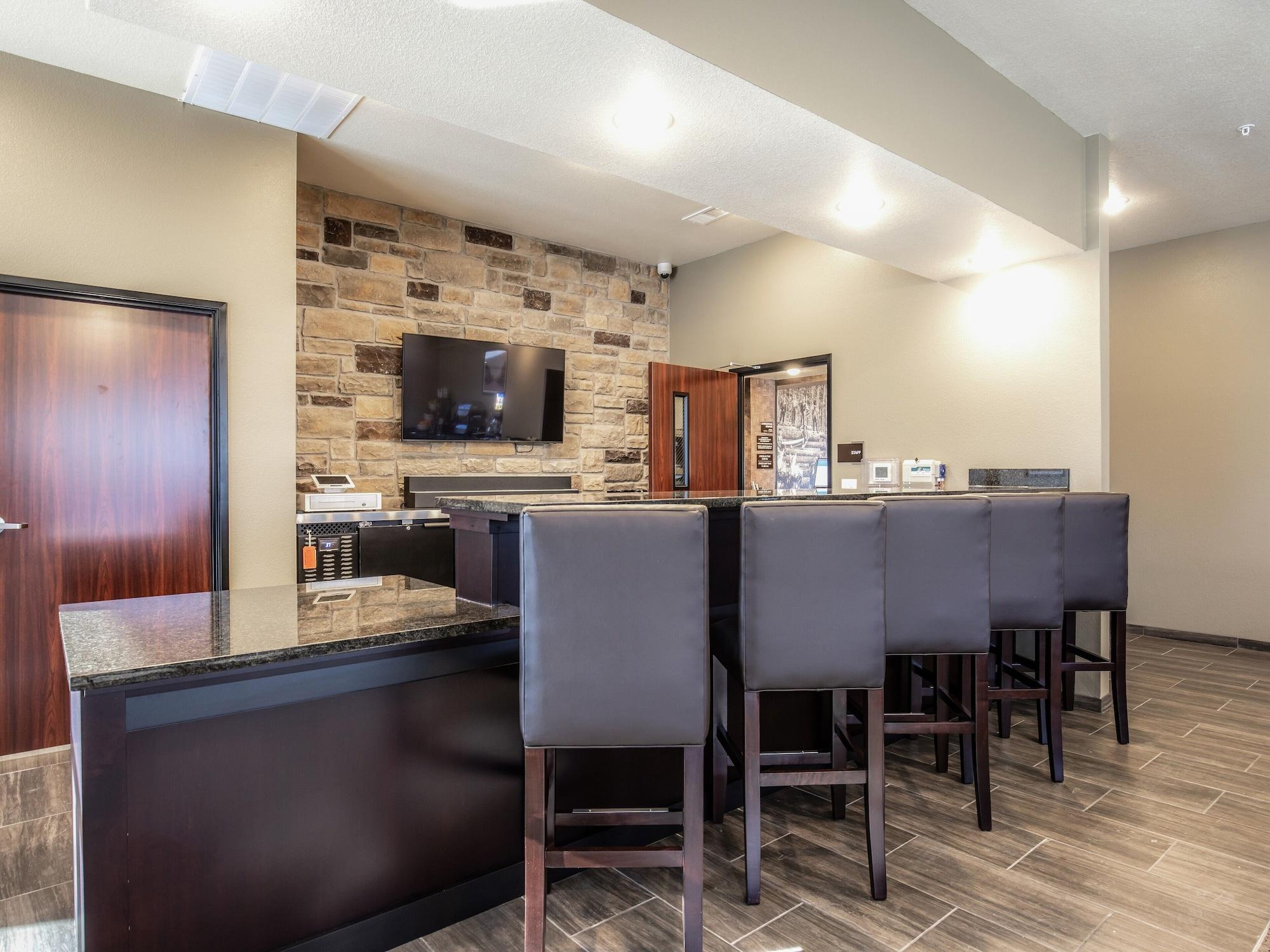 Bar/Salón Cobblestone Hotel & Suites - Rhinelander