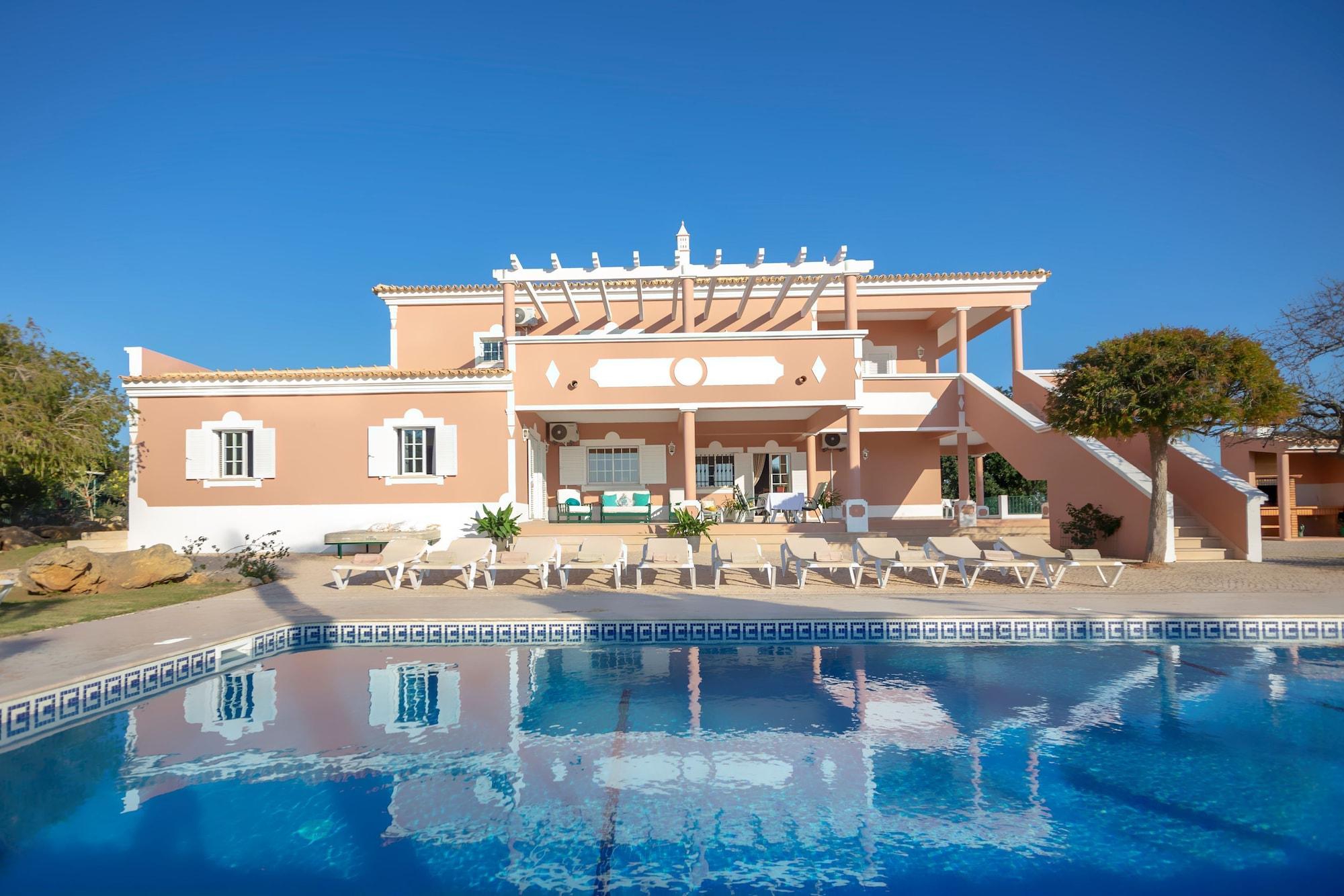 Varios Al Meida Guesthouse