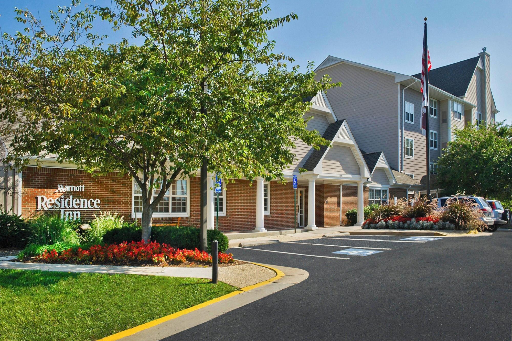 Vista Exterior Residence Inn By Marriott Fairfax Merrifield