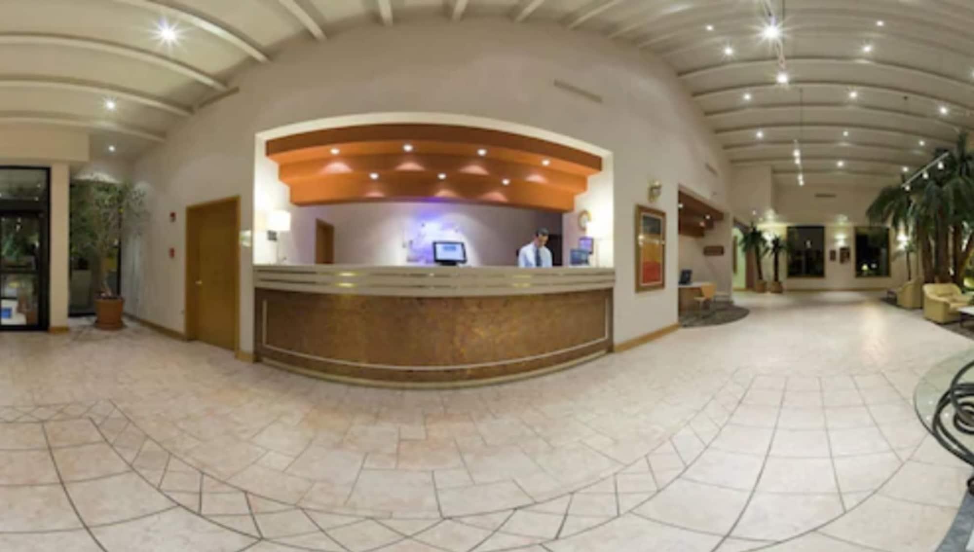 Vista Lobby Holiday Inn Express Chihuahua by IHG