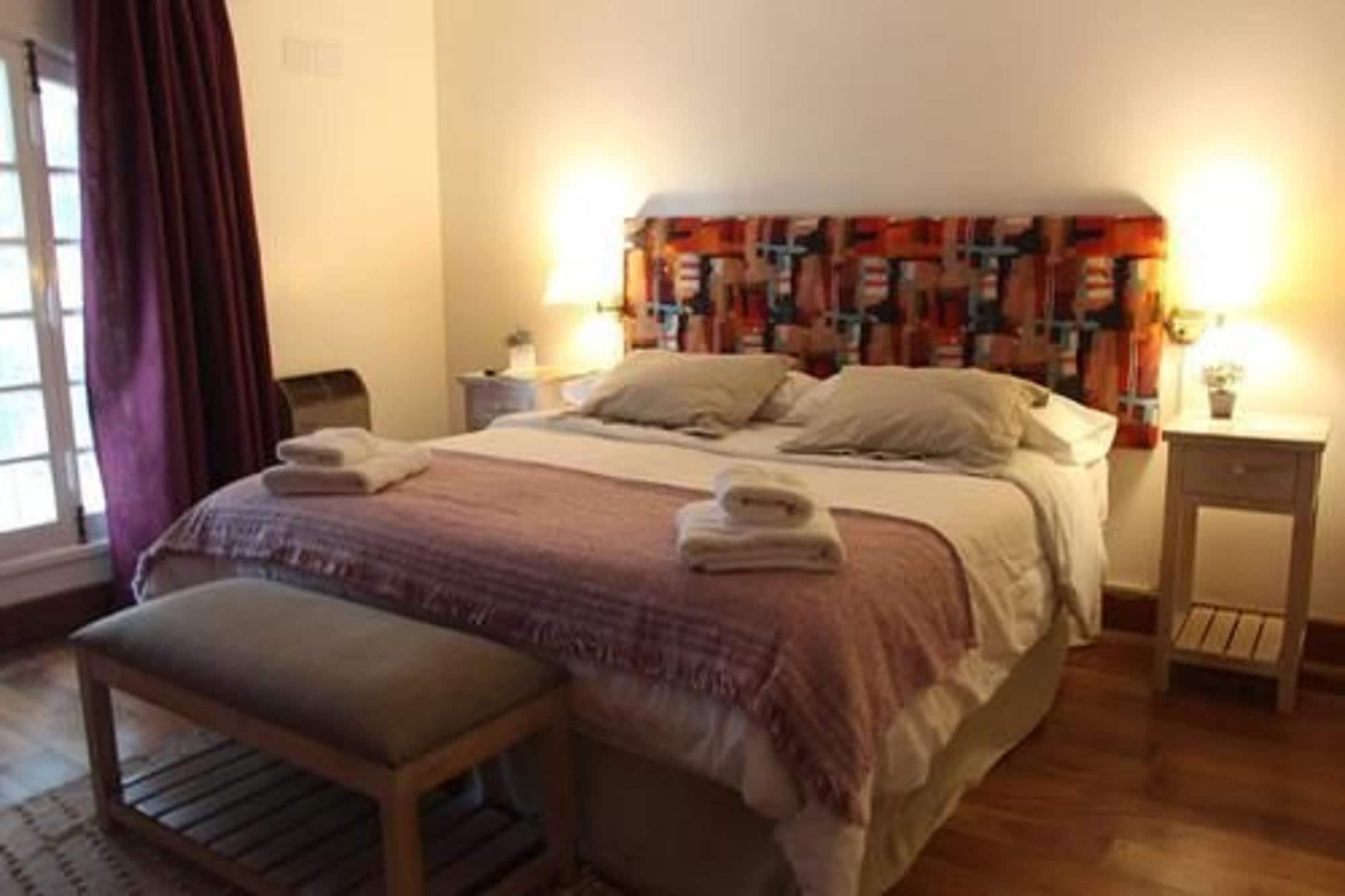 Varios Chiara Lodge