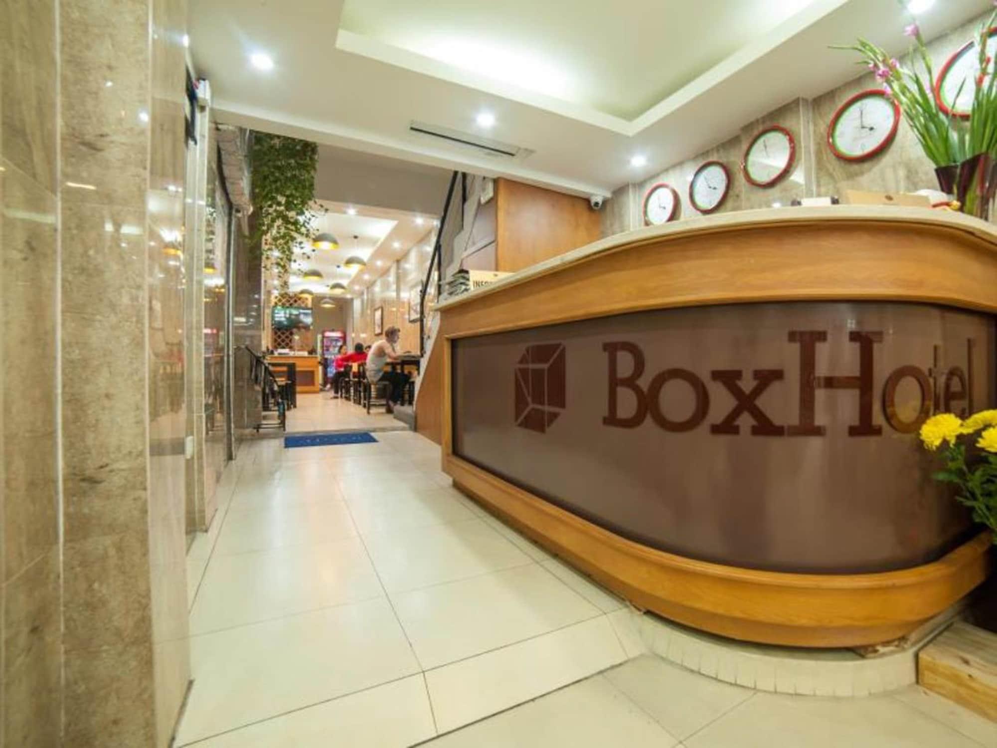 Vista Lobby Box Hotel