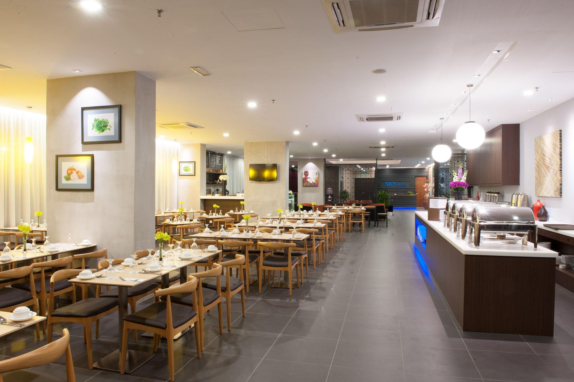 Restaurant Sky Hotel Kota Kinabalu