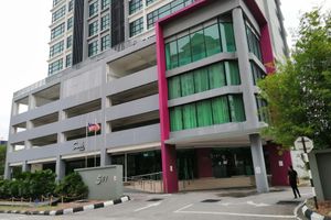 Alojamiento - Nexus Regency Suites & Hotel