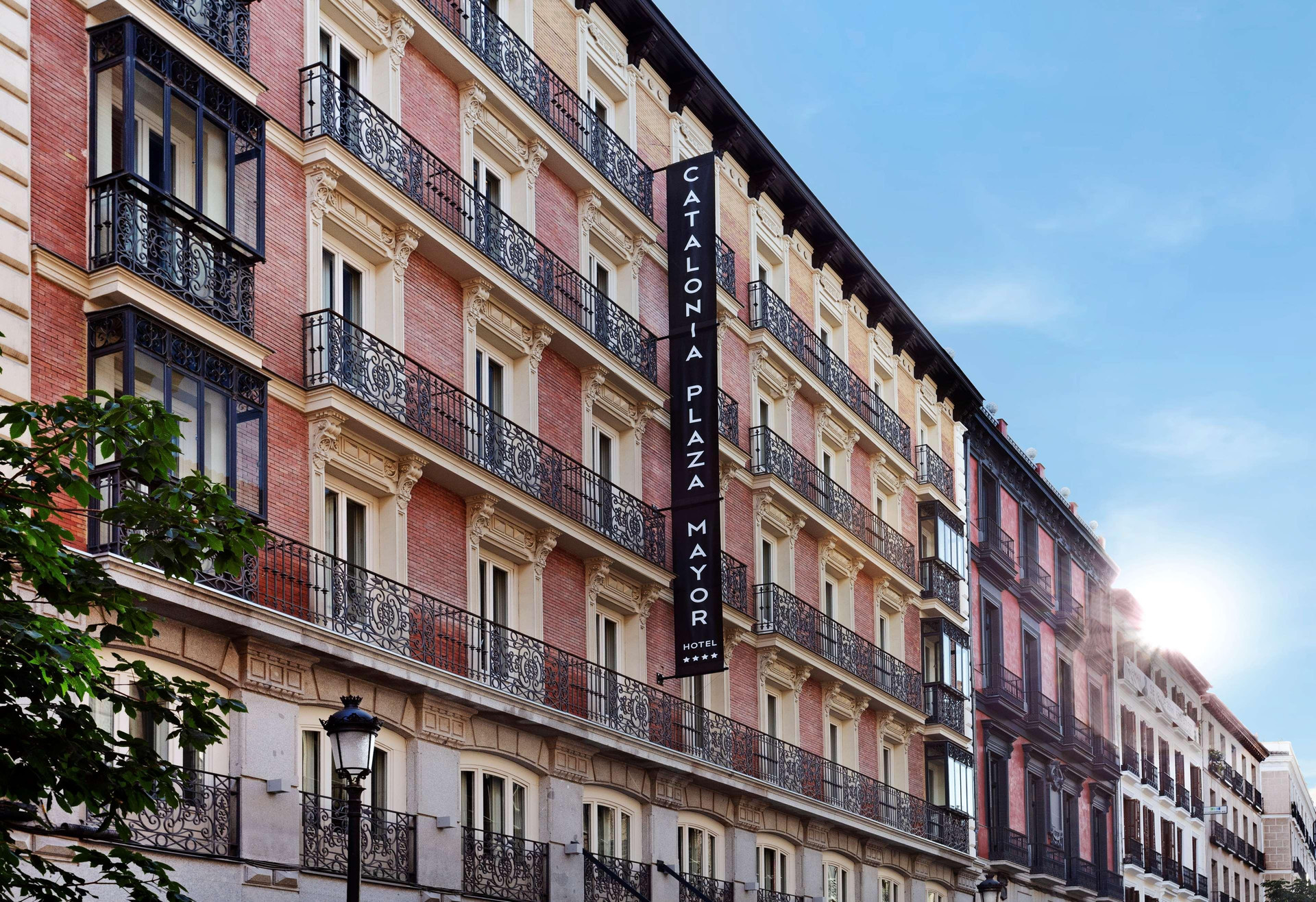 Vista Exterior Catalonia Plaza Mayor
