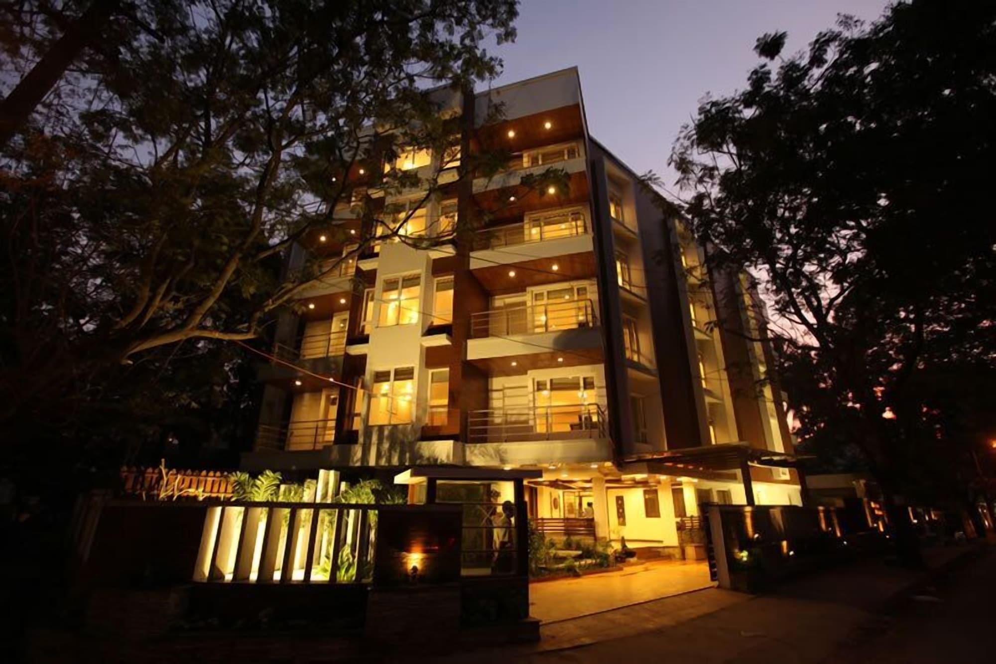 Varios Brunton Heights