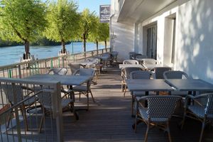 Alojamiento - Logis hotel du Rhône