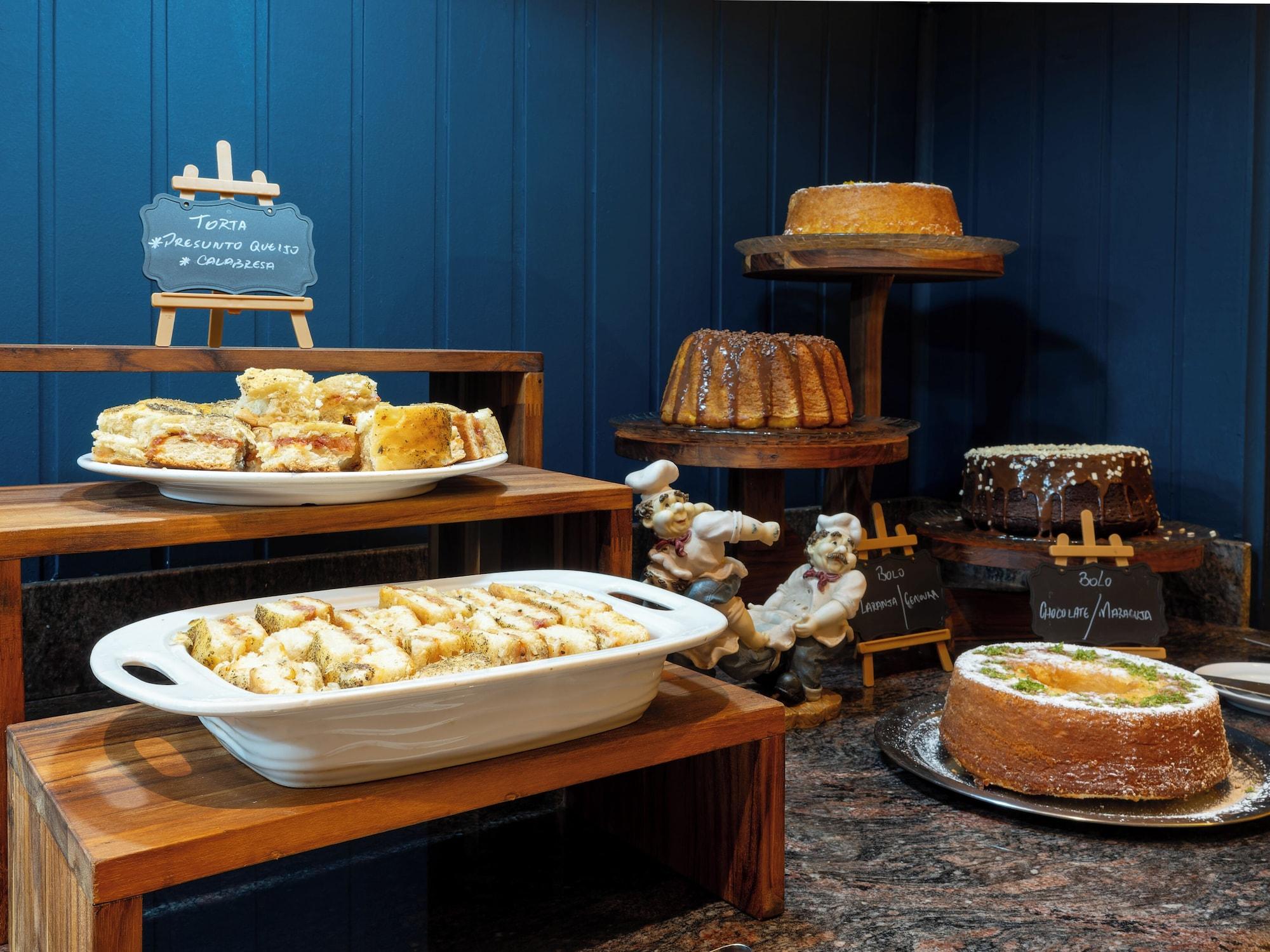 Restaurant Carlton Plaza Americana