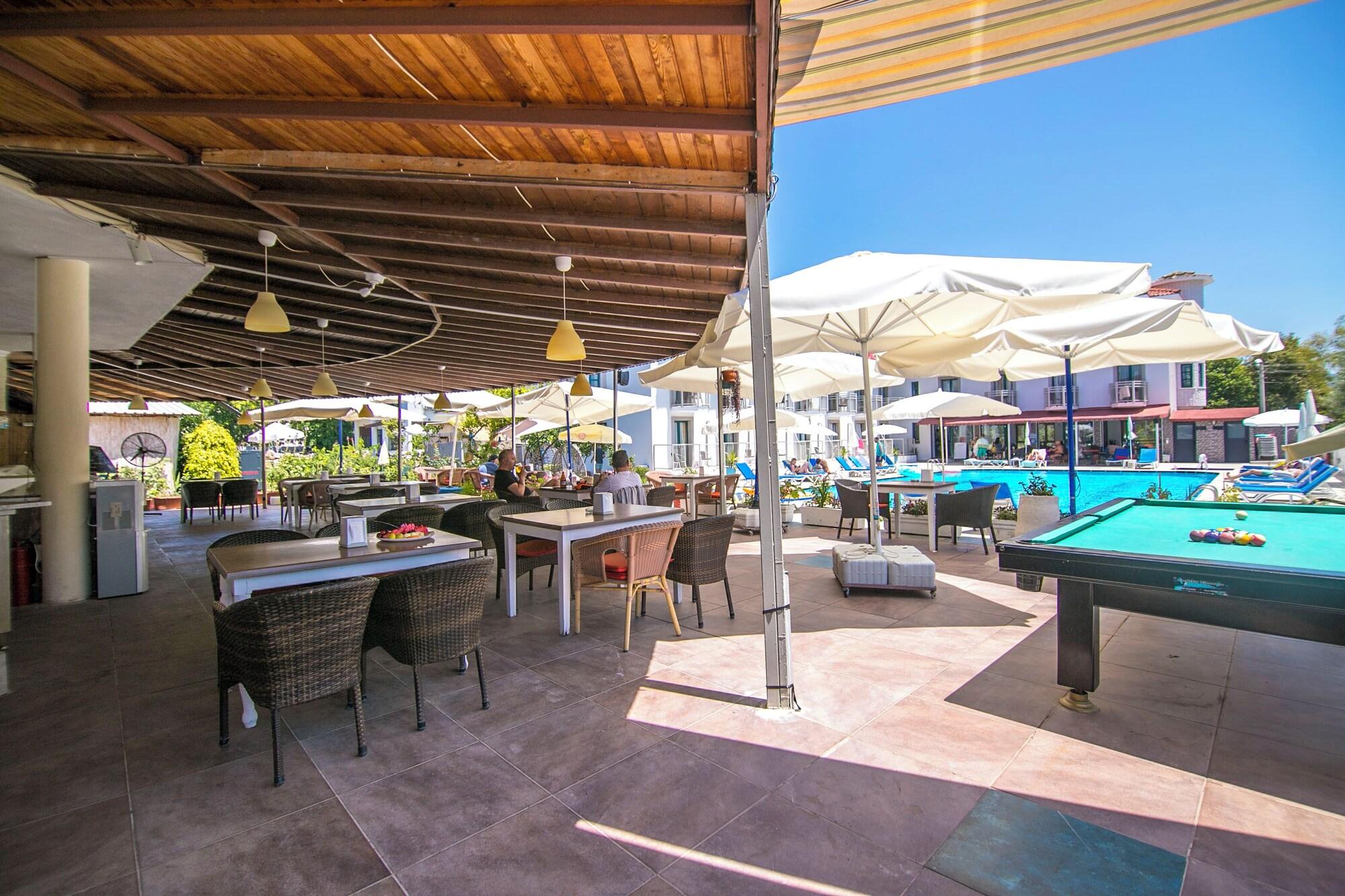Instalaciones Recreativas Bahar Hotel (+12 Adult )