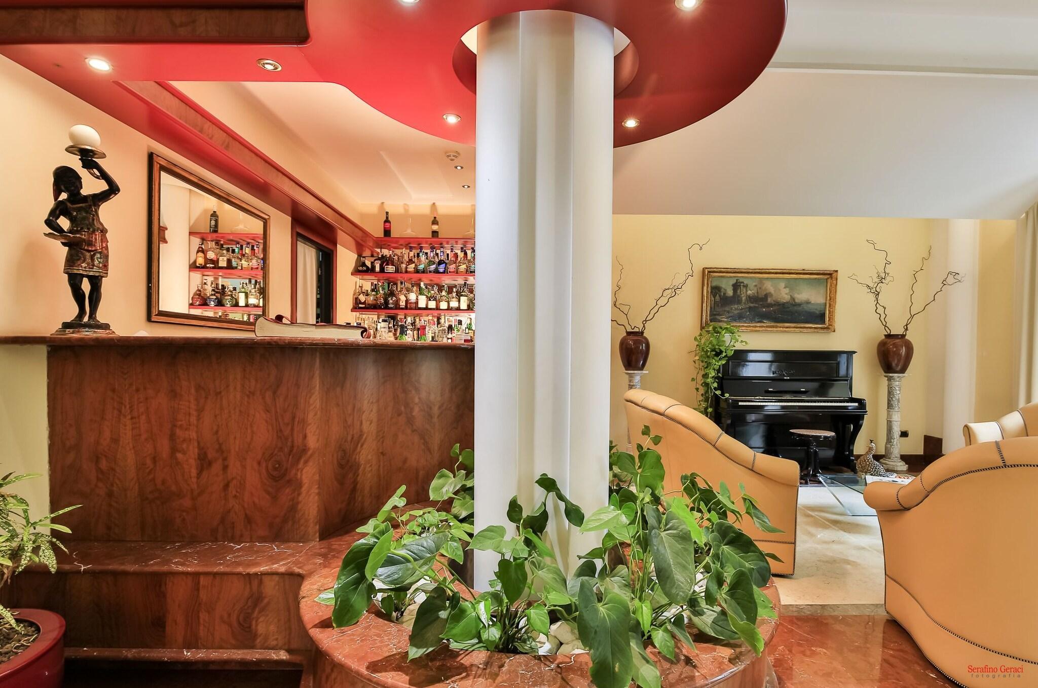 Bar/Salón Hotel Giardino Inglese