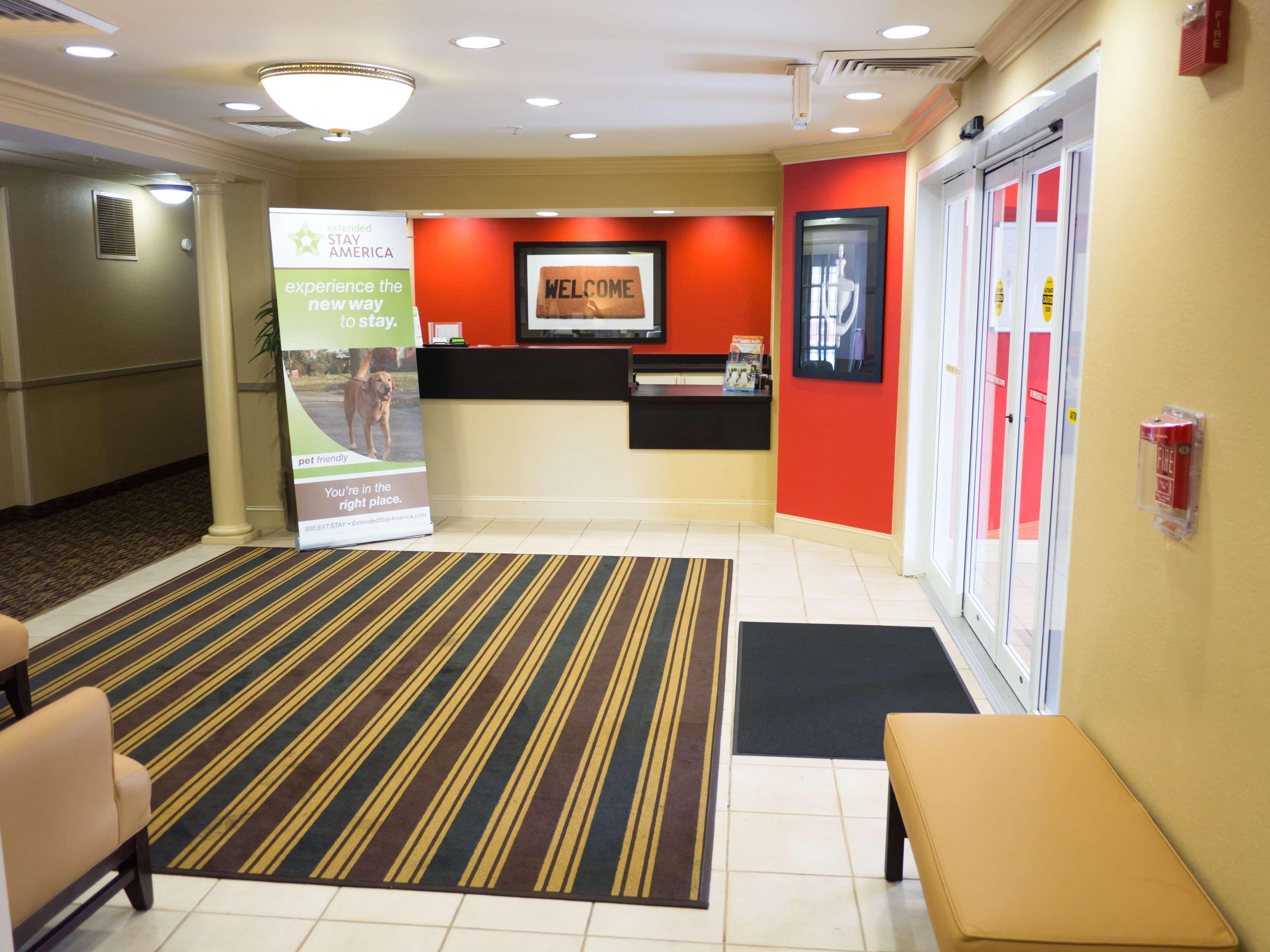 Vista Lobby Extended Stay America Suites Orlando Conv Ctr 6443 Westwood
