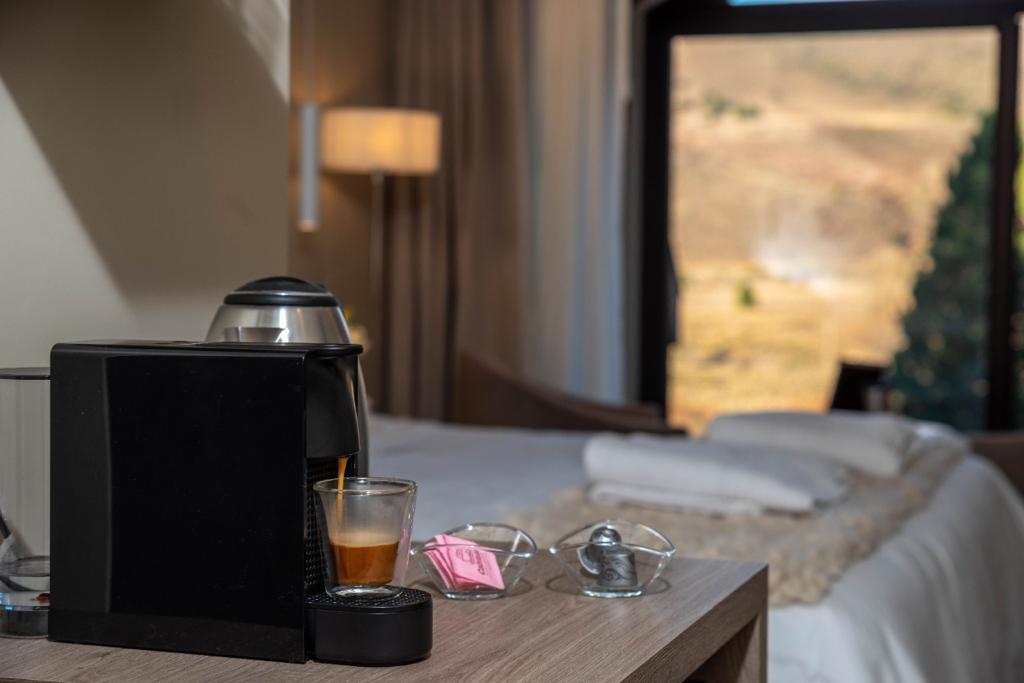 Equipamiento de Habitación Amerian Gran Aluminé Hotel
