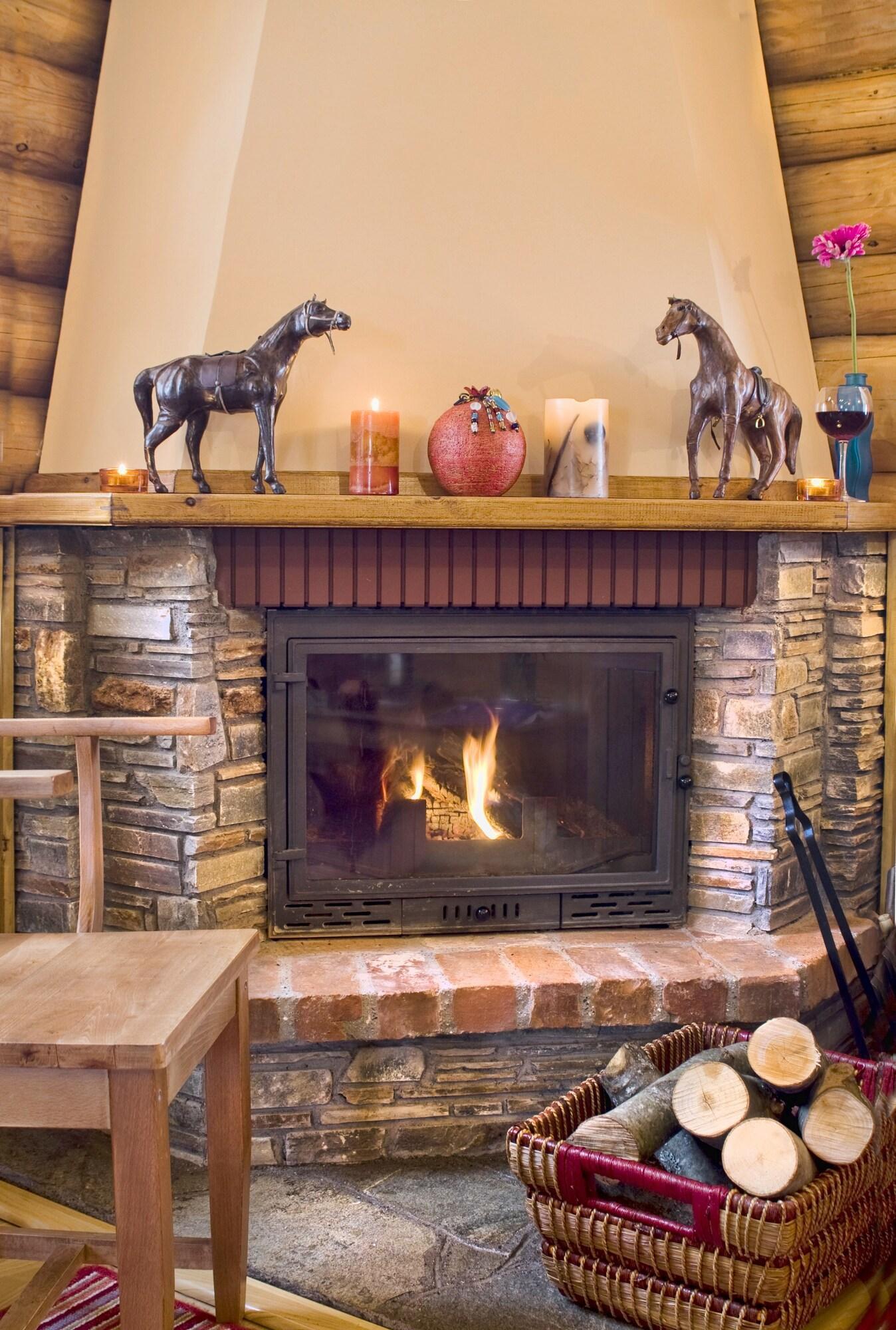 Instalaciones Recreativas Sfendamos Wood Village