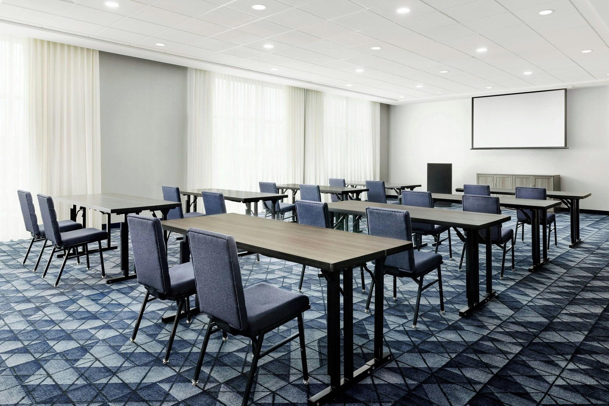Varios Courtyard By Marriott New Castle