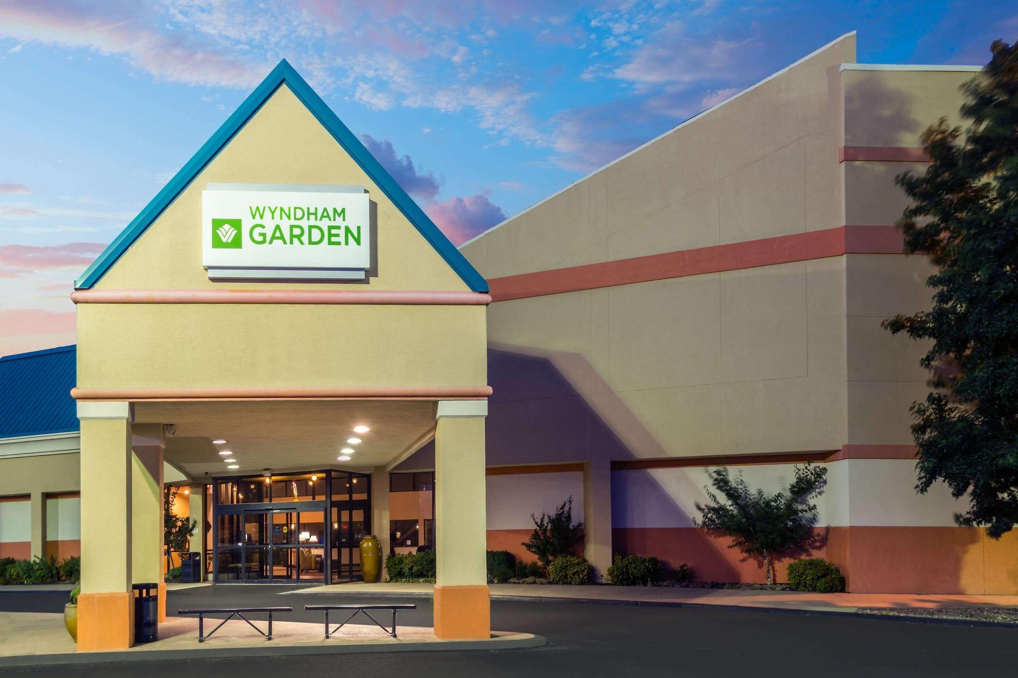 Vista Exterior Wyndham Garden Stillwater
