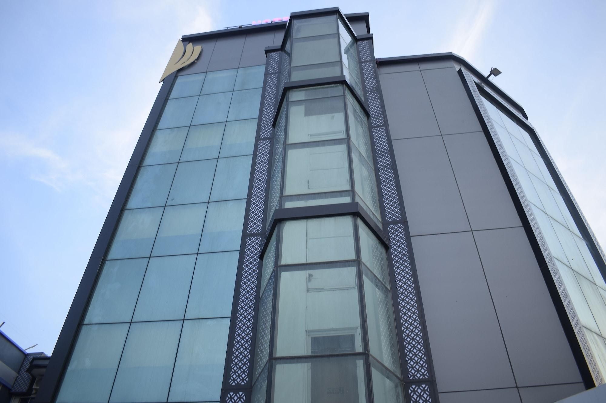 Vista Exterior Ananya Hotel