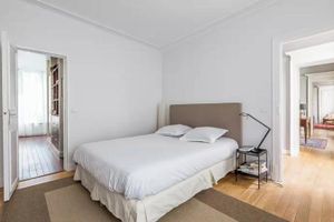 Alquiler Vacacional - A STYLISH PARISIAN ESCAPE IN THE HEART OF PARIS – SAINT GERMAIN