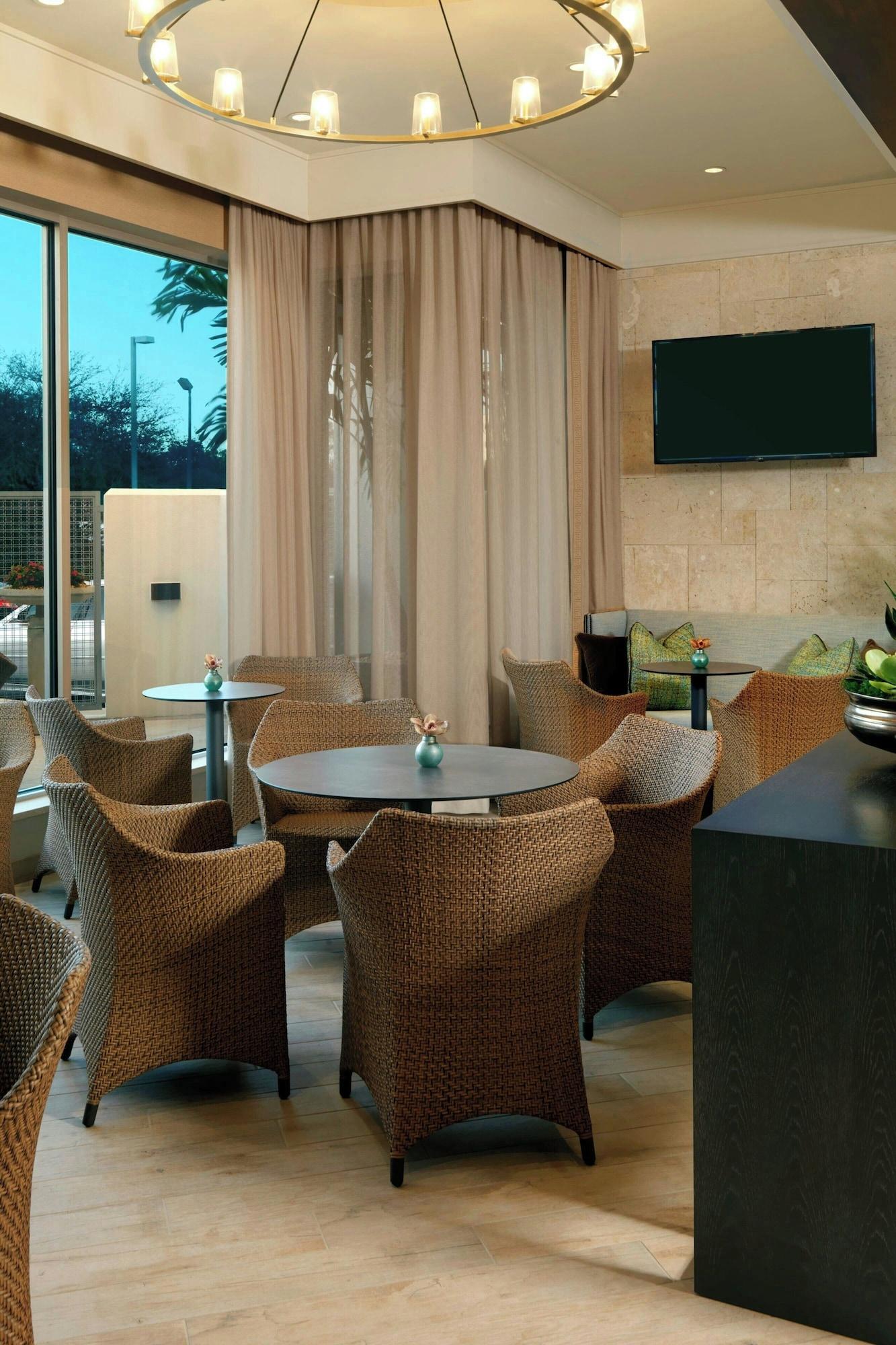 Restaurant TownePlace Suites by Marriott Orlando Downtown
