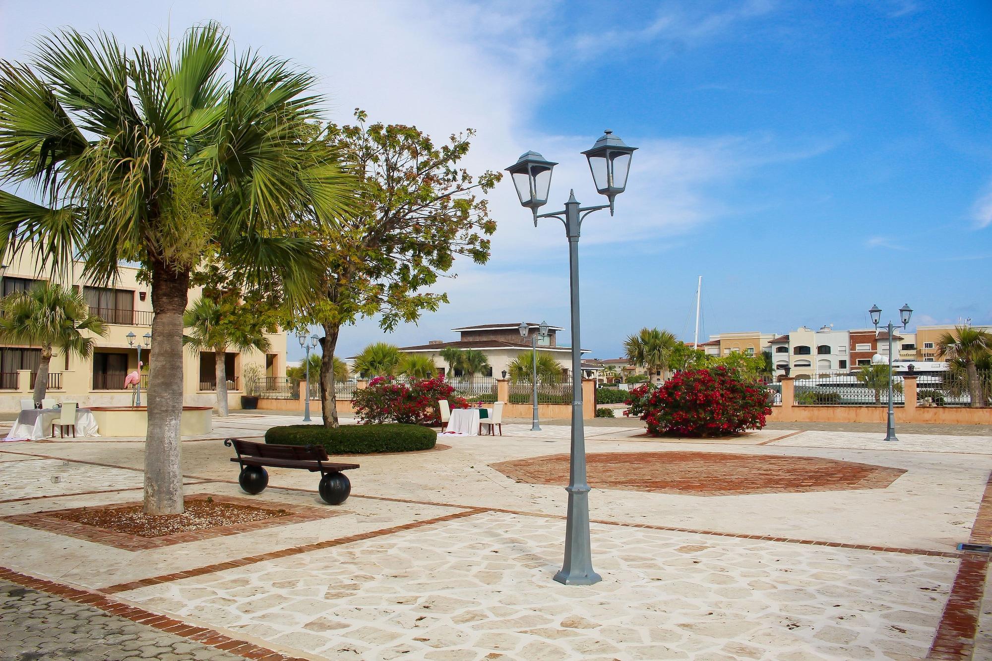 Vista Exterior Sports Illustrated Resorts Marina & Villas Cap Cana - All-Inclusive