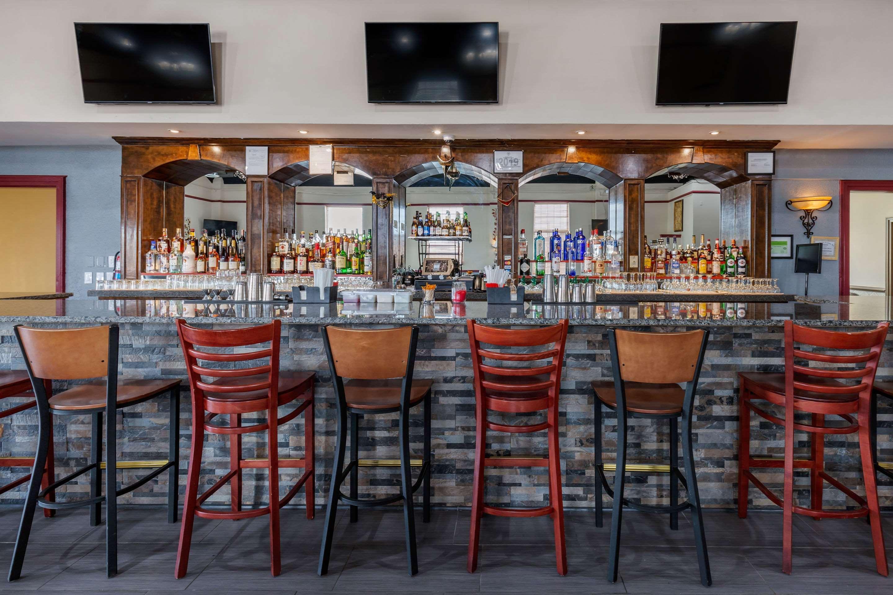 Bar/Salón Clarion Inn Falls Church - Arlington