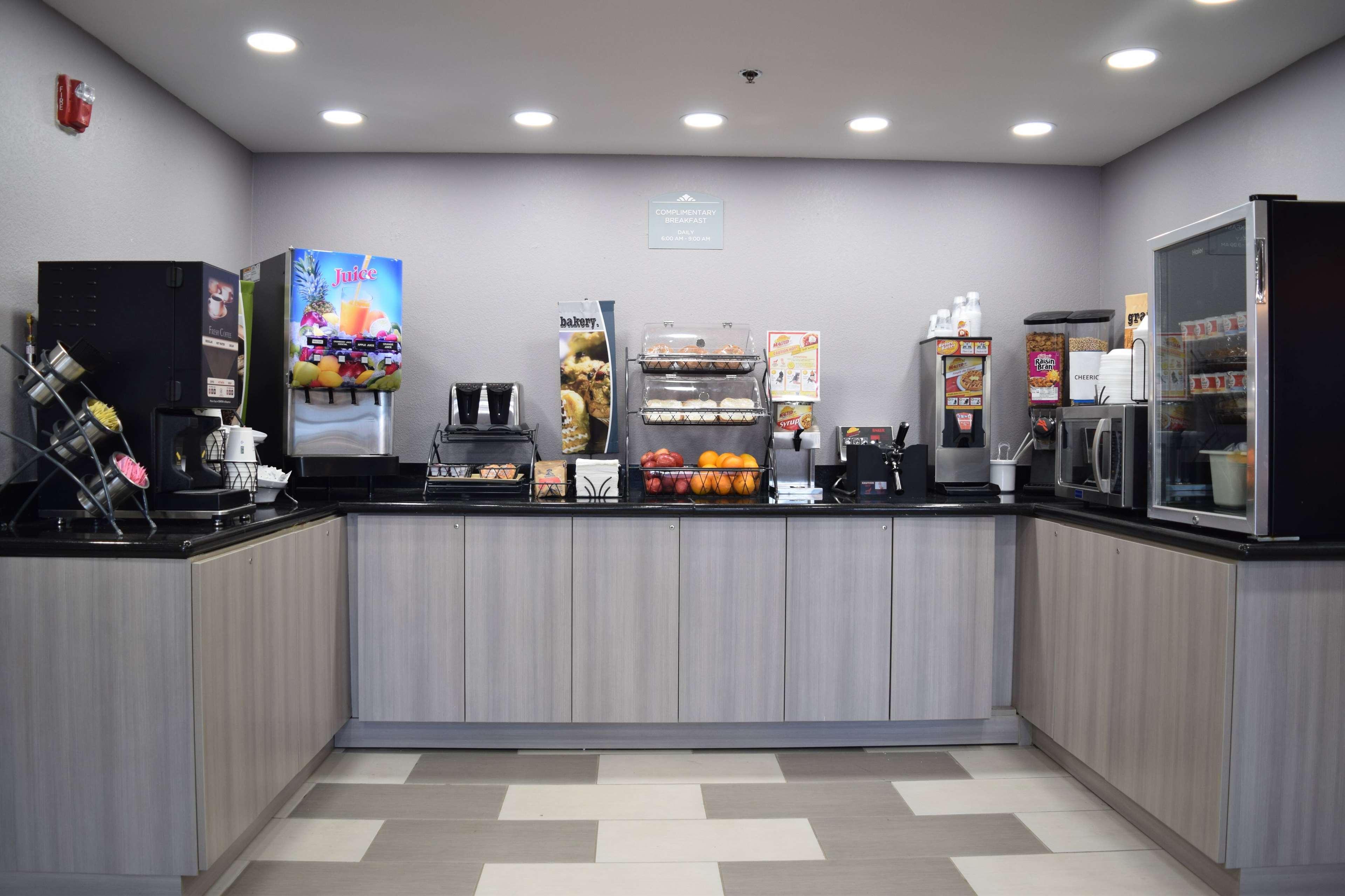 Restaurant Microtel Inn & Suites by Wyndham Raleigh