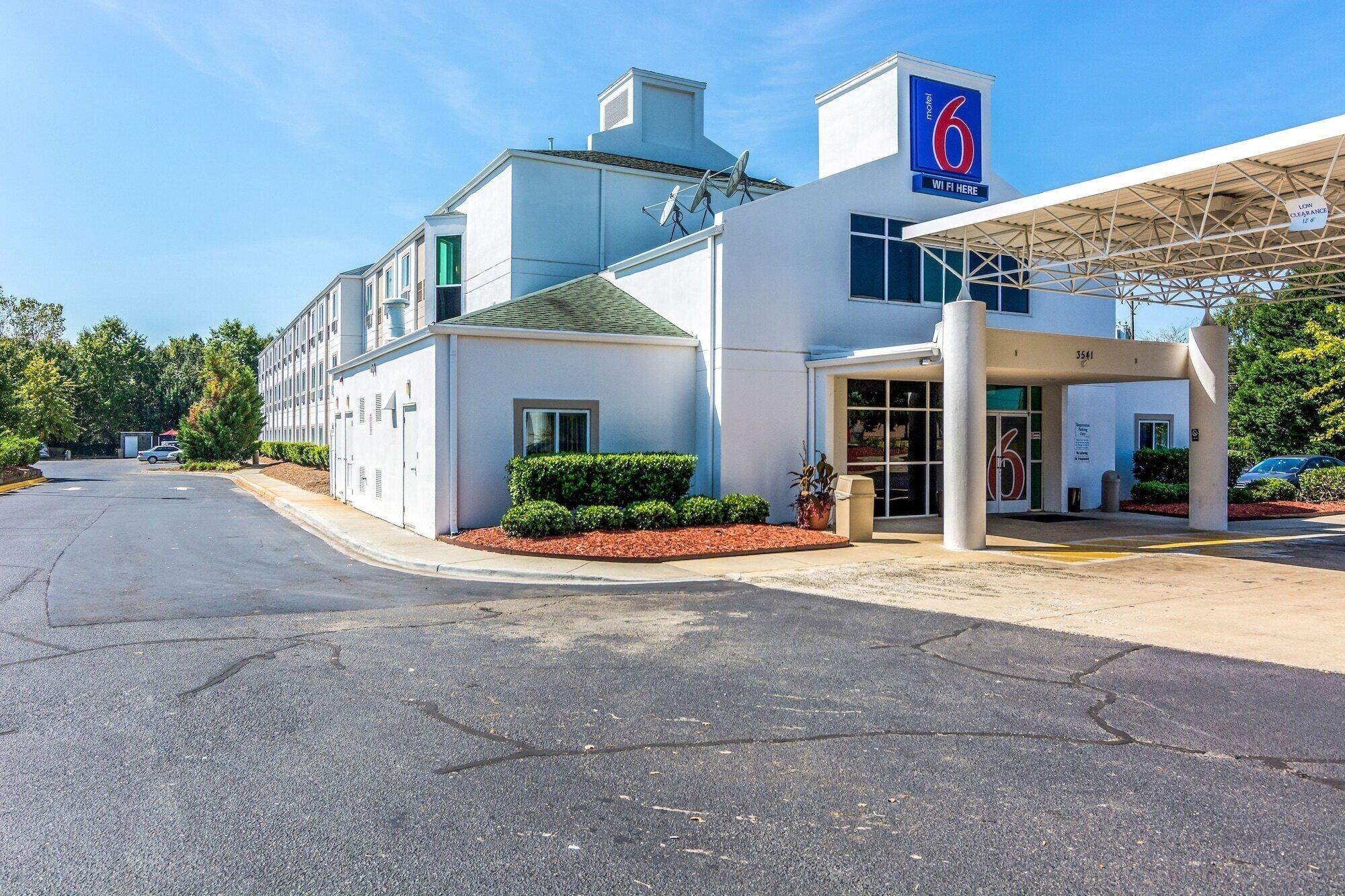 Varios Motel 6 Fort Mill, SC - Charlotte