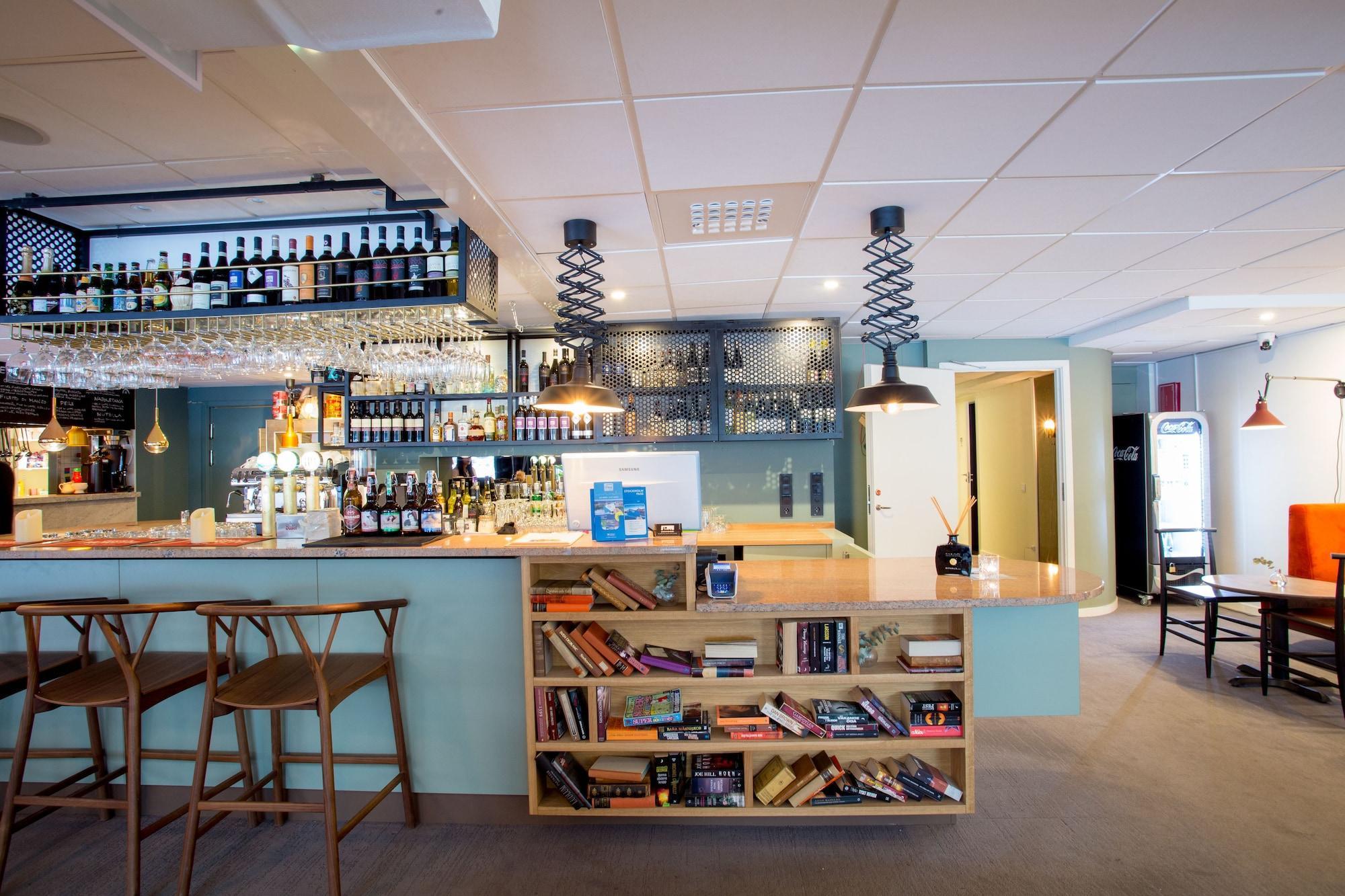 Bar/Salón Hotel Point