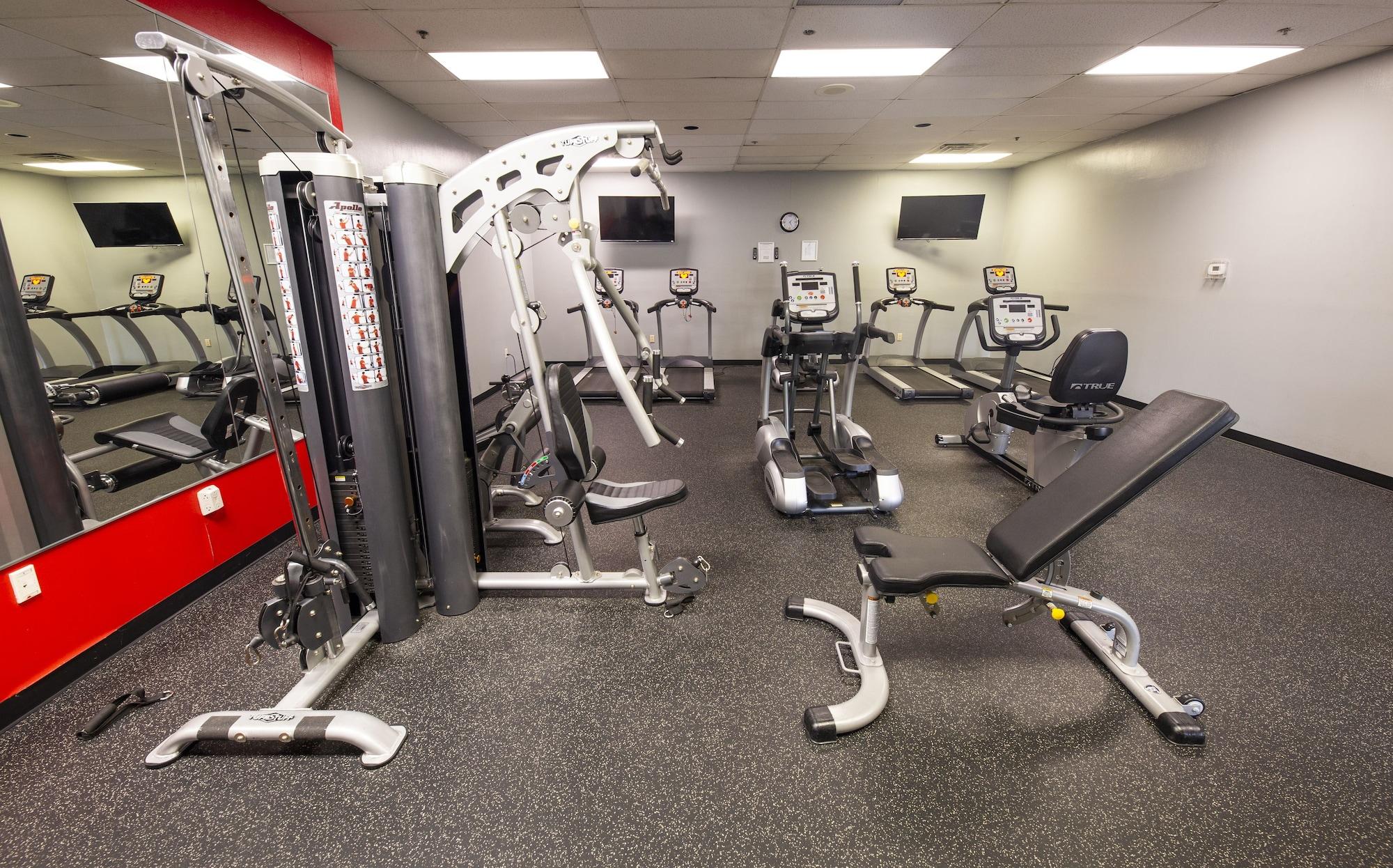 Gimnasio The Hope Hotel and Richard C. Holbrooke Conference Center