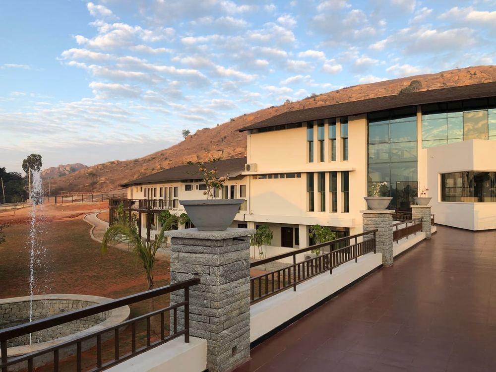Vista Exterior Shathayu Retreat