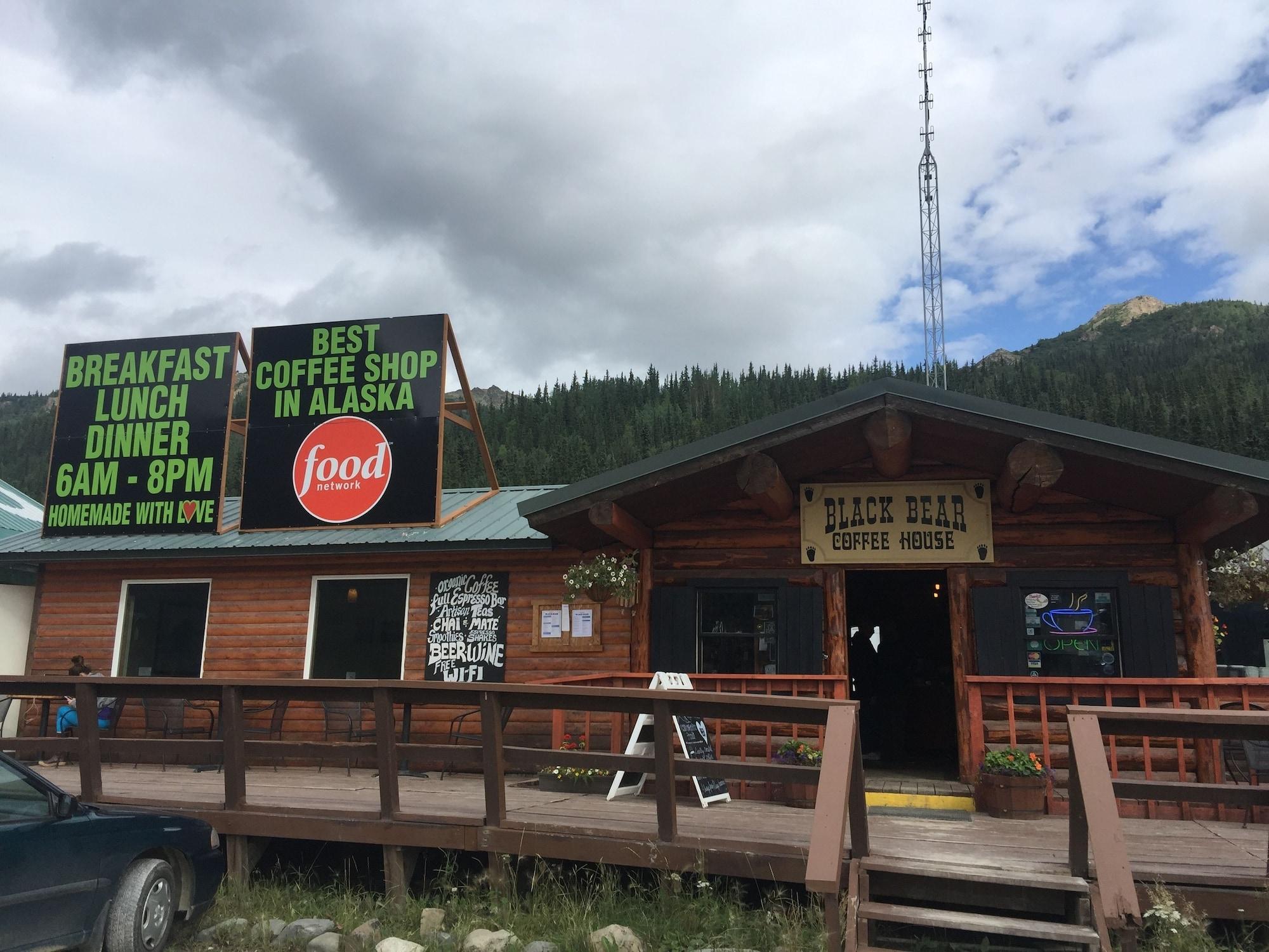 Bar/Salón Denali Rainbow Village RV Park and Motel