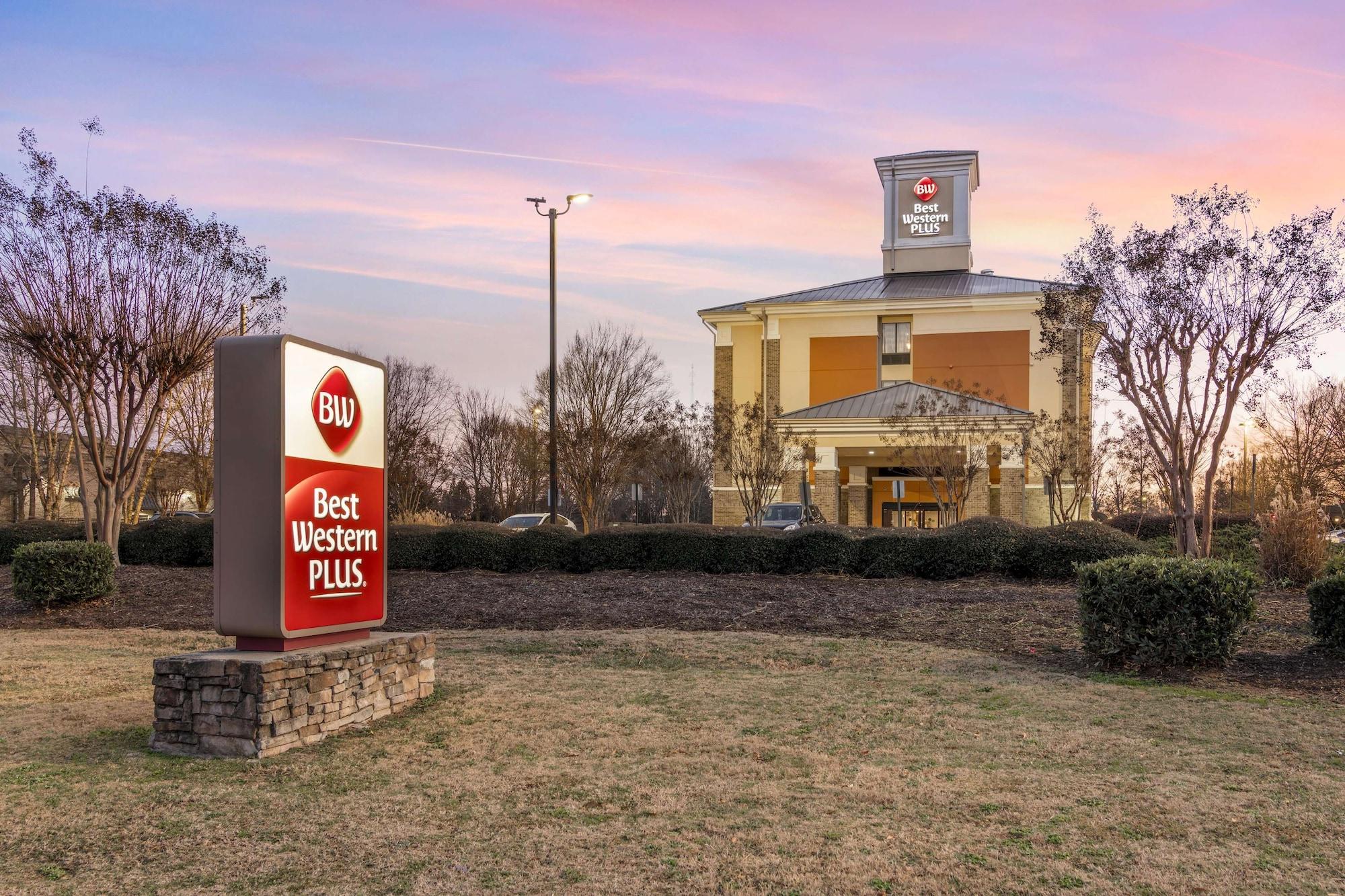 Vista Exterior Best Western Plus Fairburn Atlanta Southwest